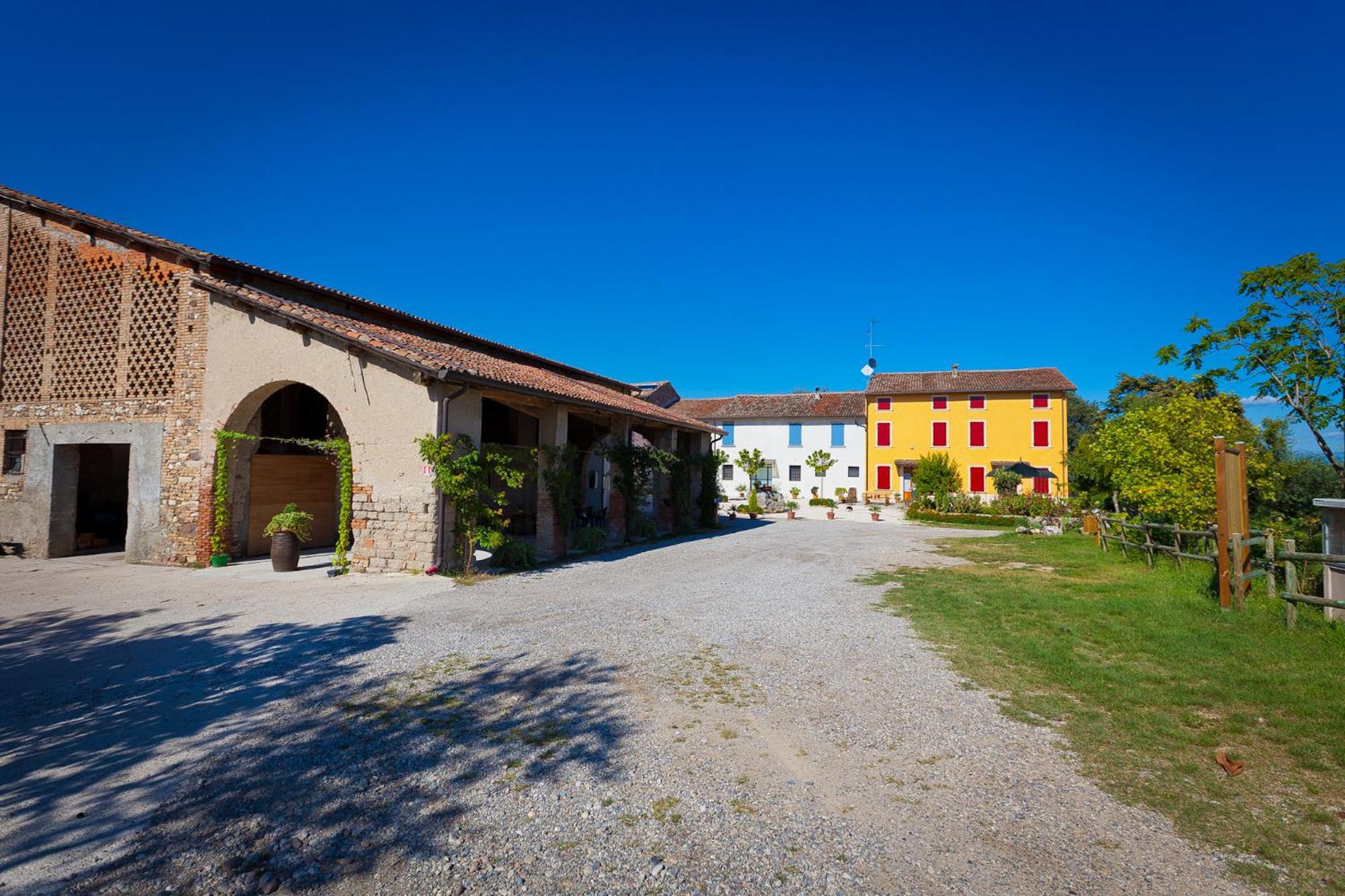 Agriturismo con Cucina tipica Nuova Scardua view 3