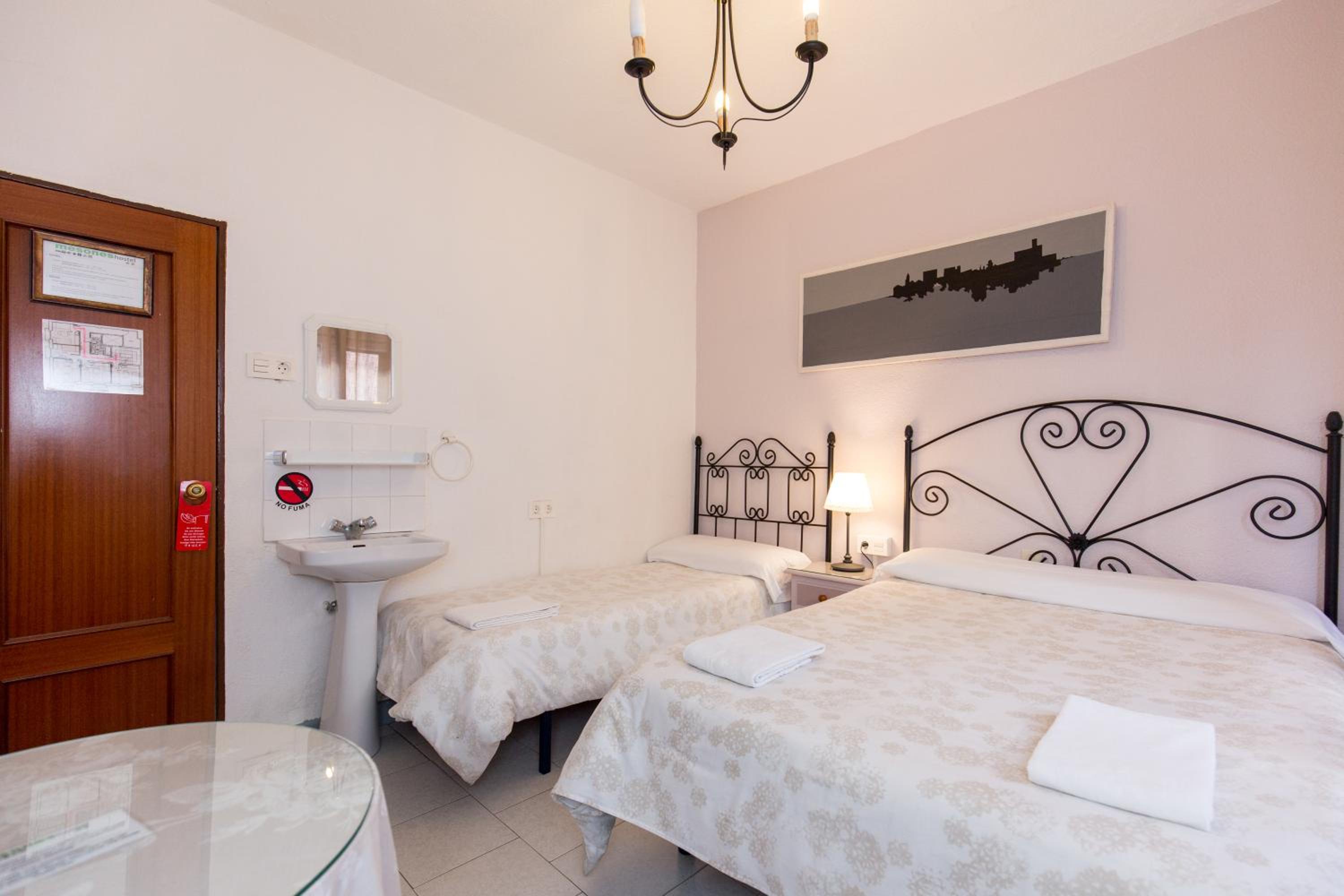 Pension Mesones