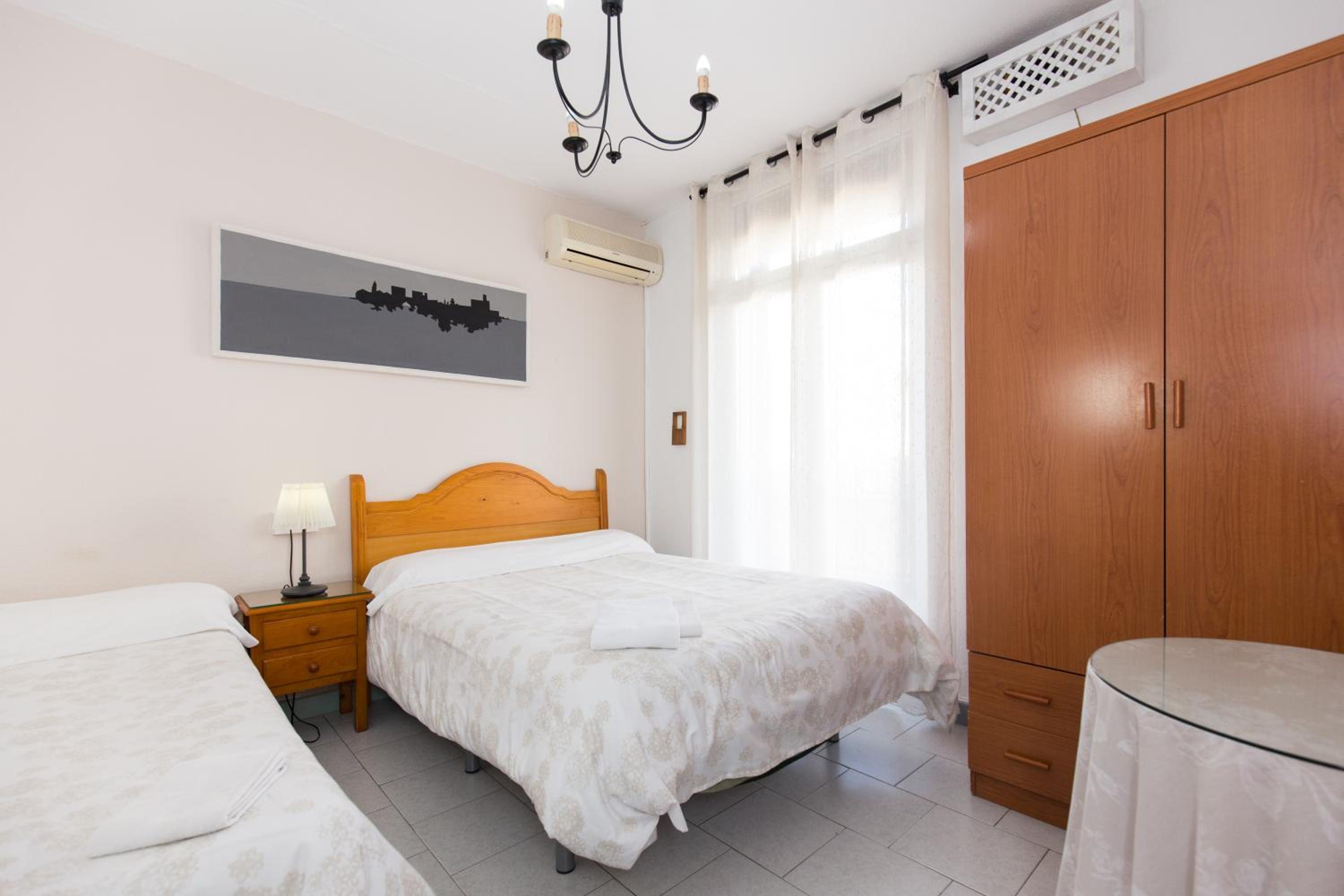 Pension Mesones