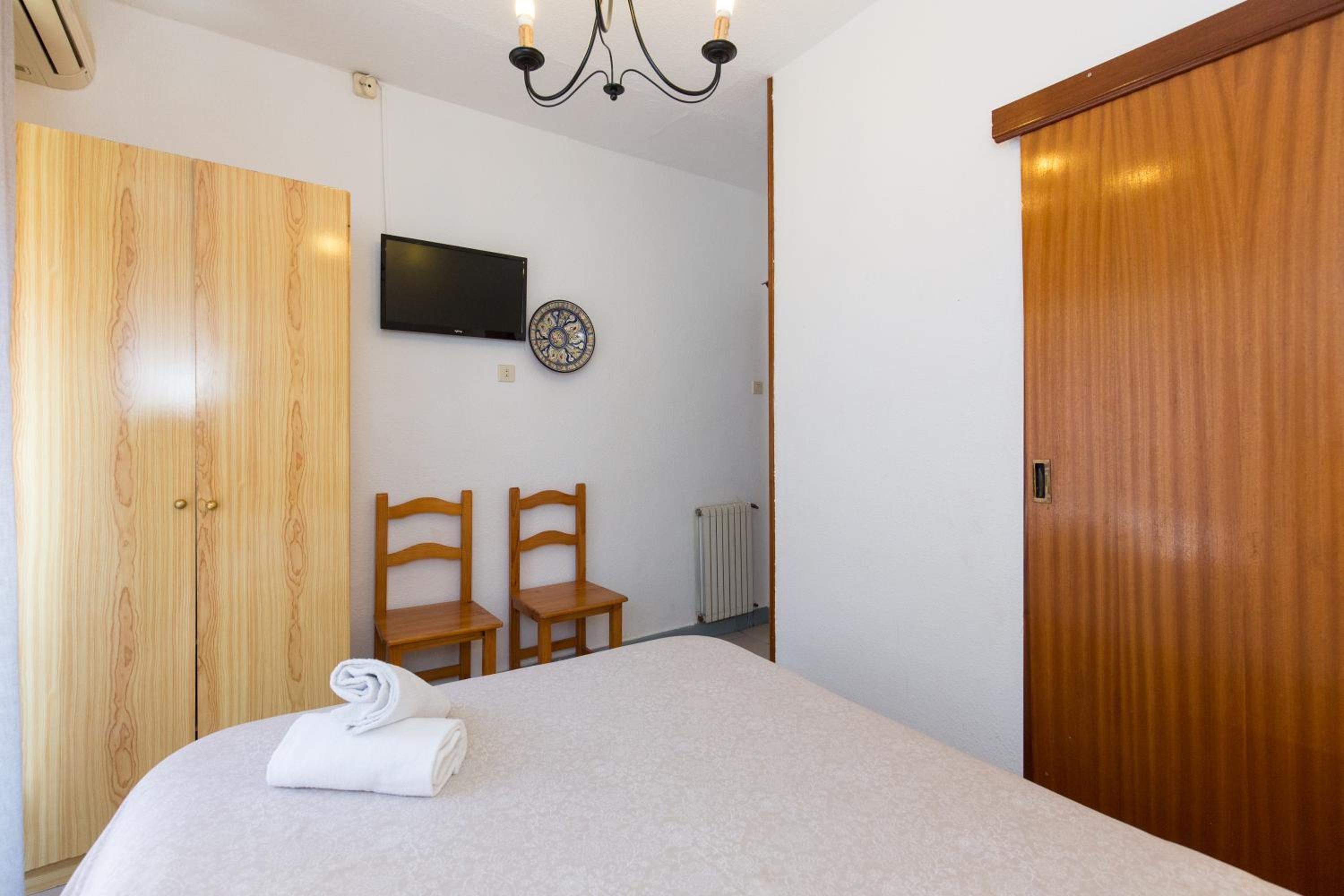 Pension Mesones