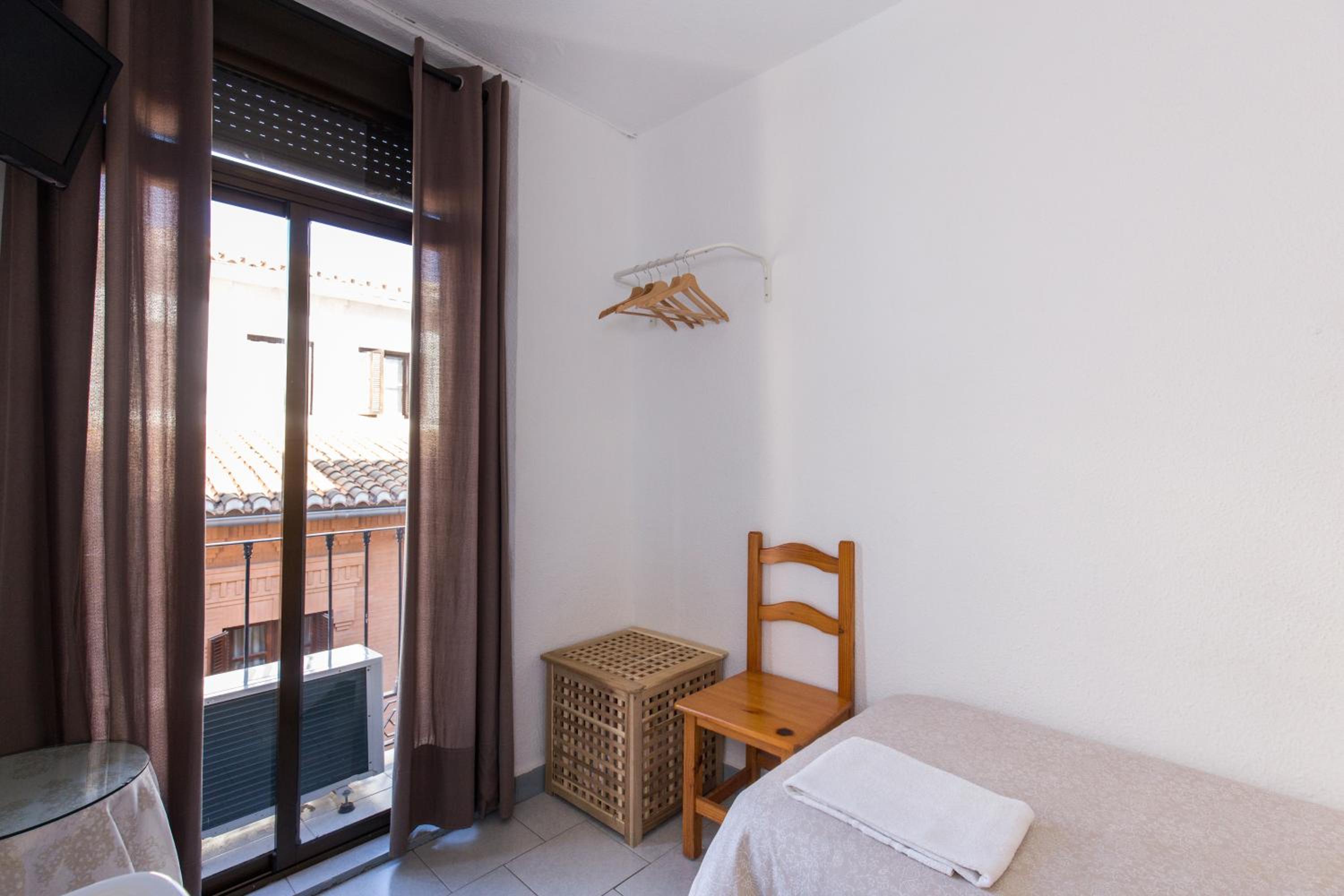 Pension Mesones