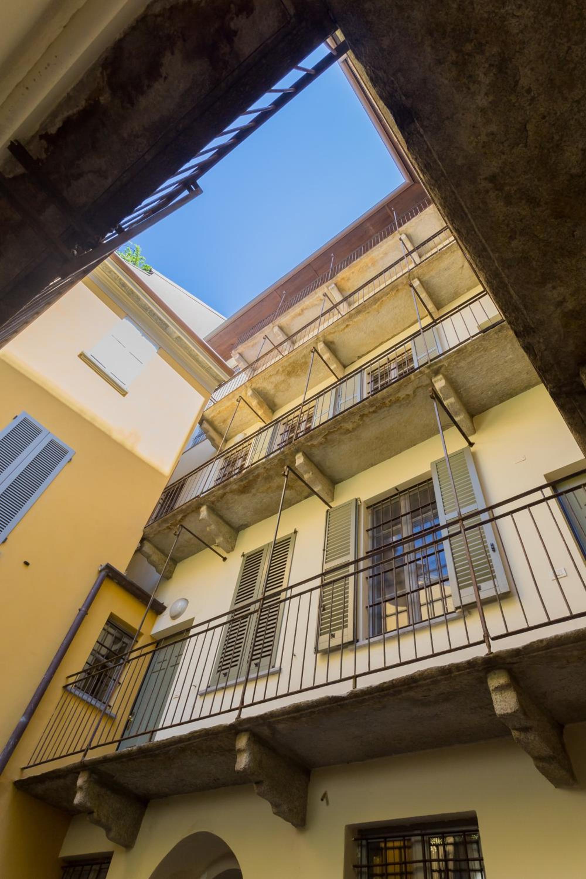 COSY APARTMENT 2 MINUTES FROM DUOMO
