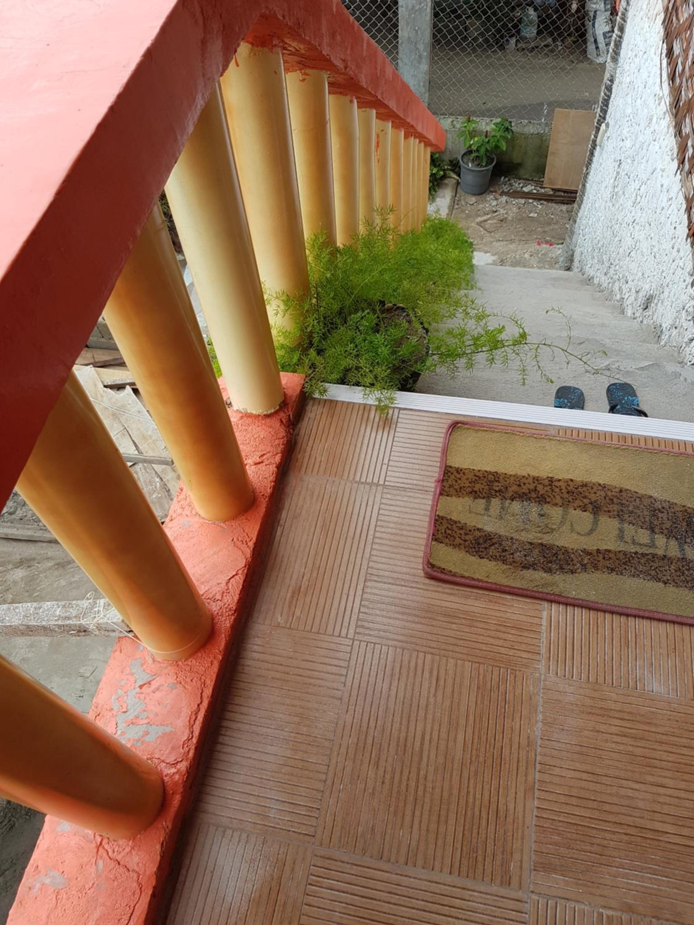 balcony