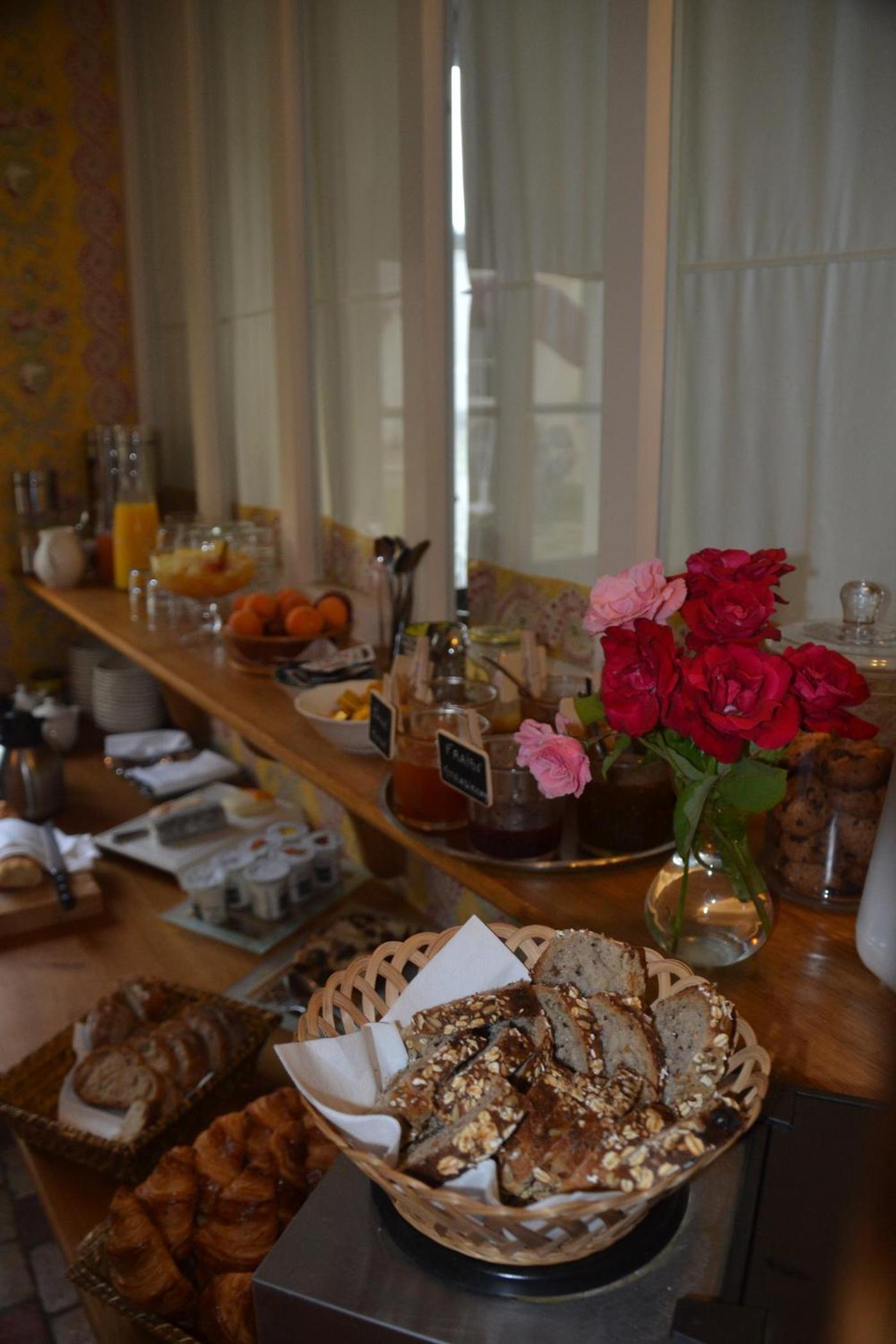 Logis Hotel Relais de la Mothe - Property Image 5