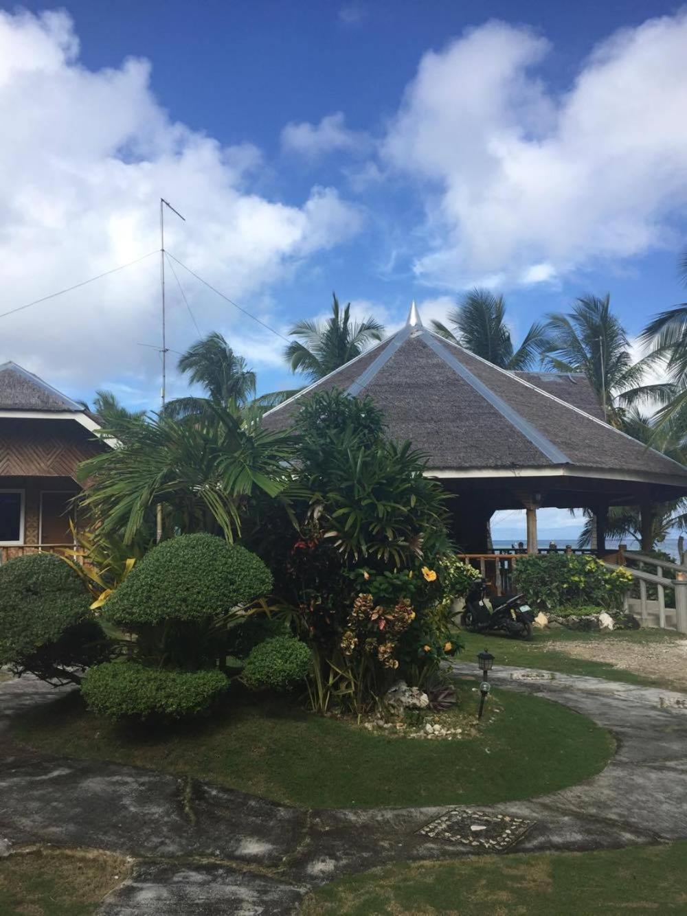 Cliff Side Beach Resort and Cottages view 3