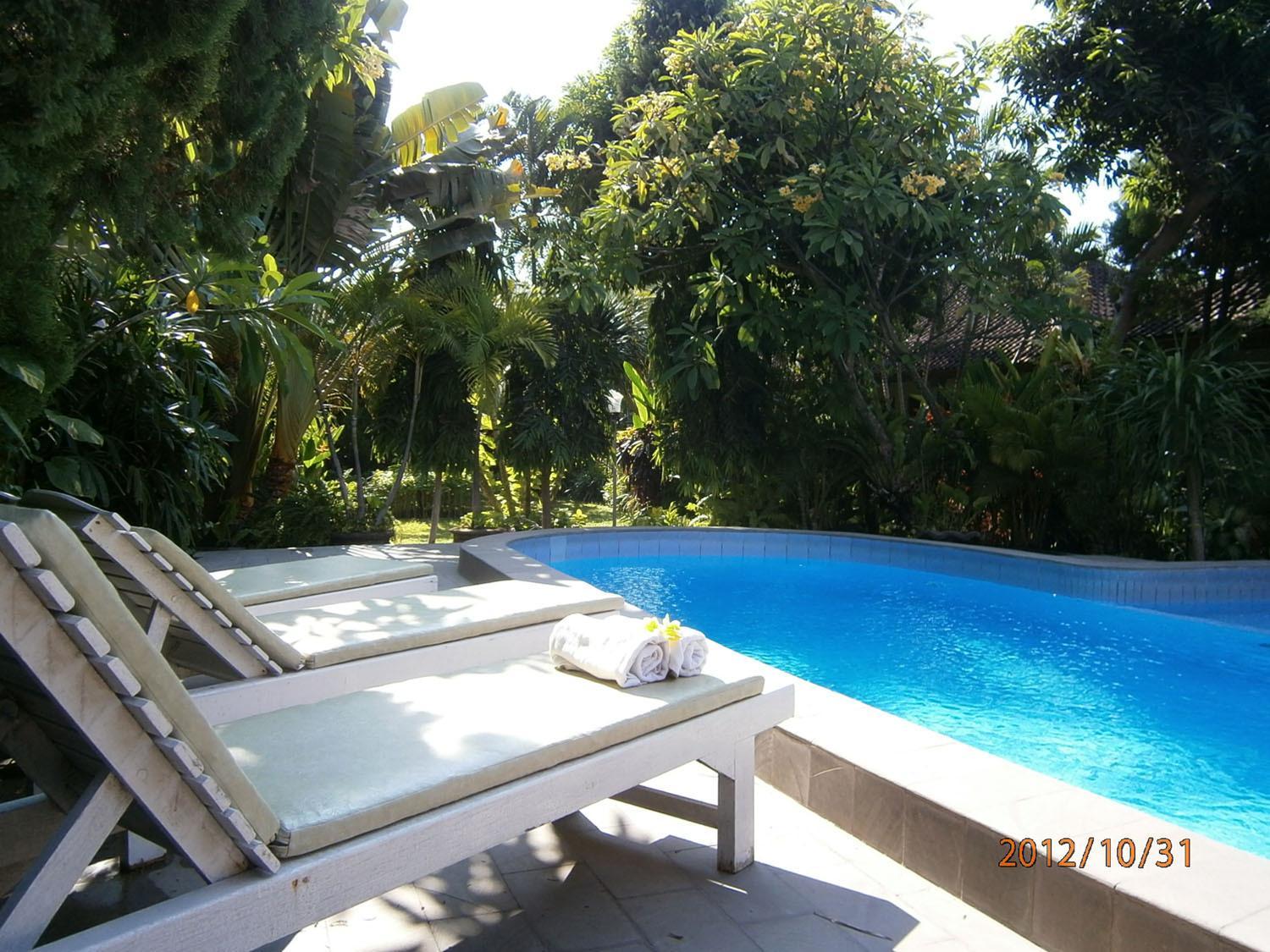 Adus Beach Inn