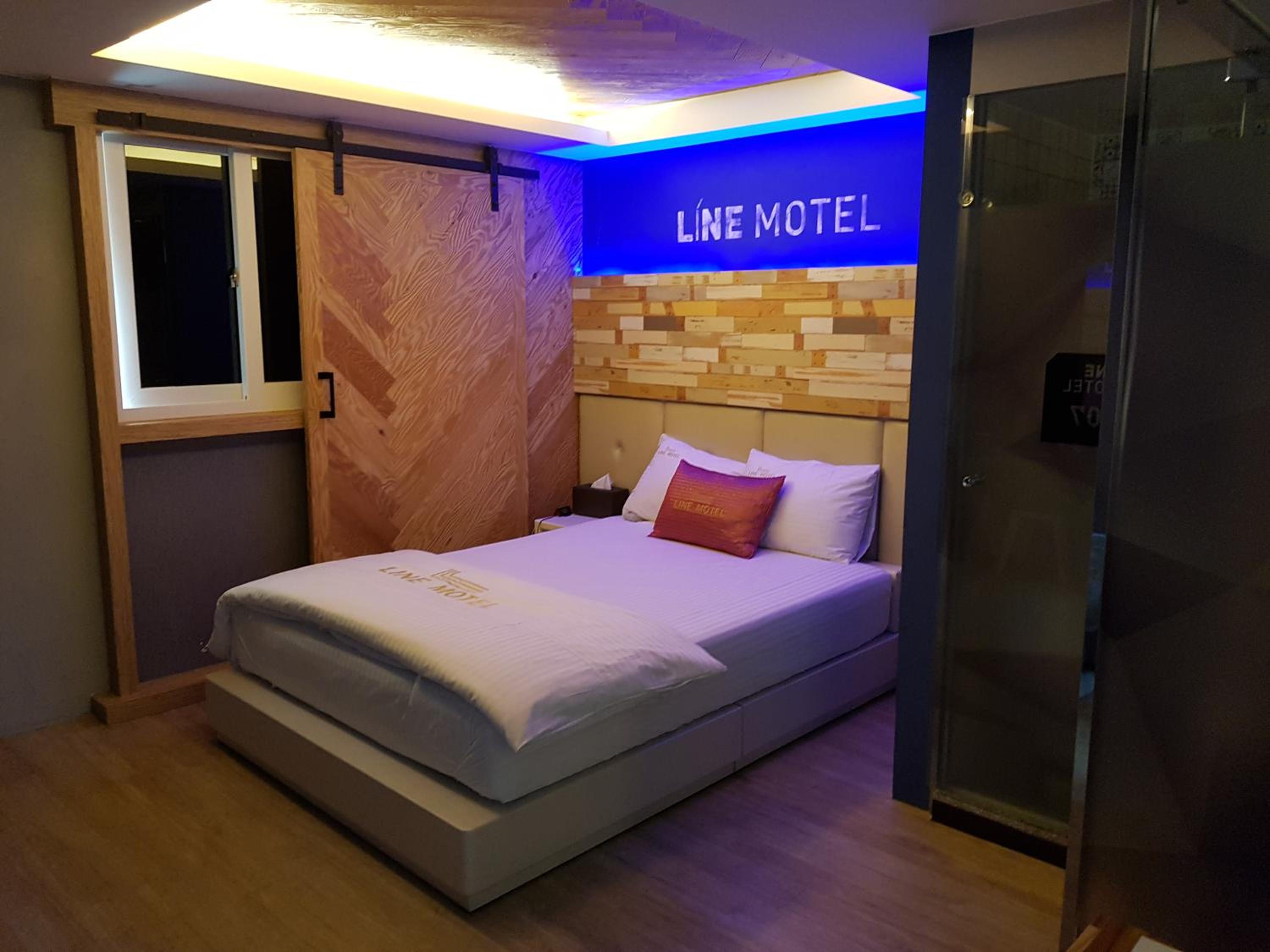 Line Motel
