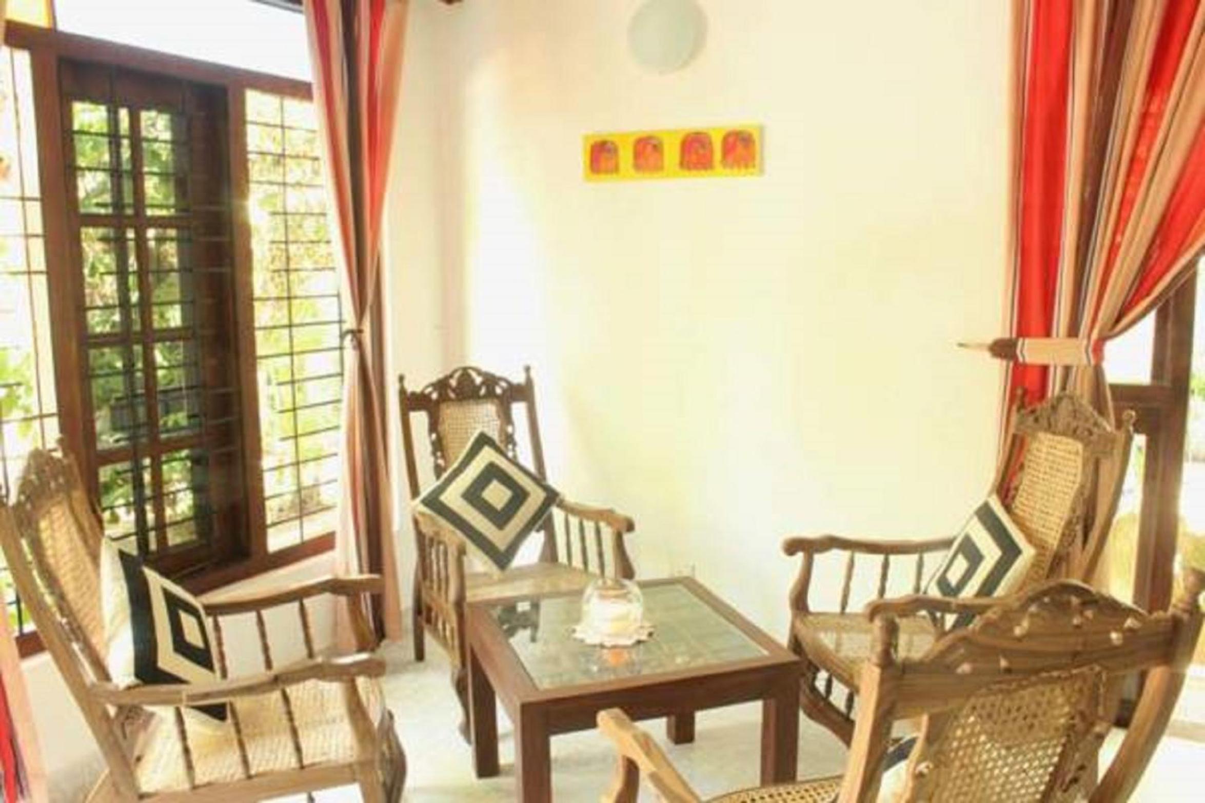 Dionis Villa
