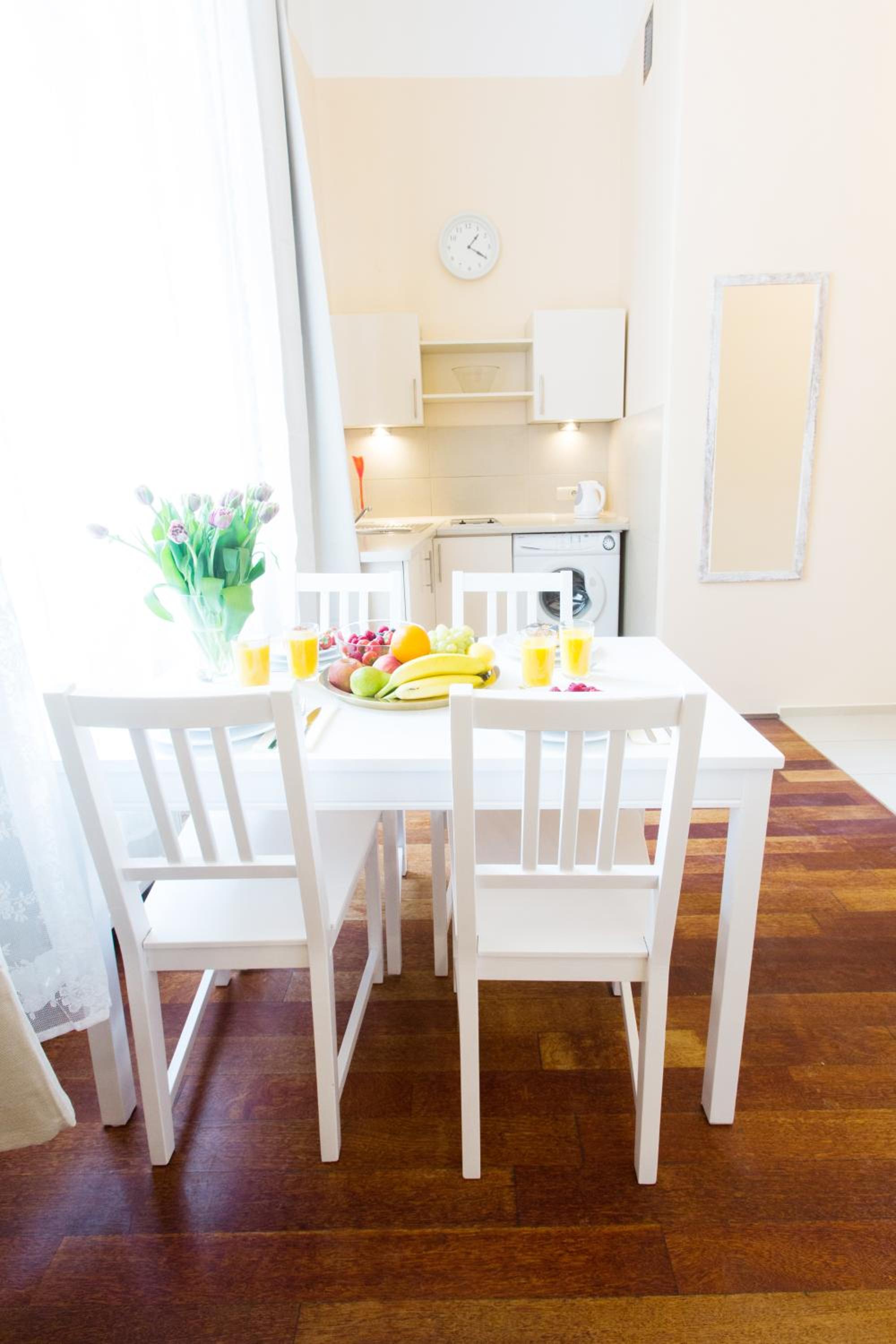 Apartments Roman