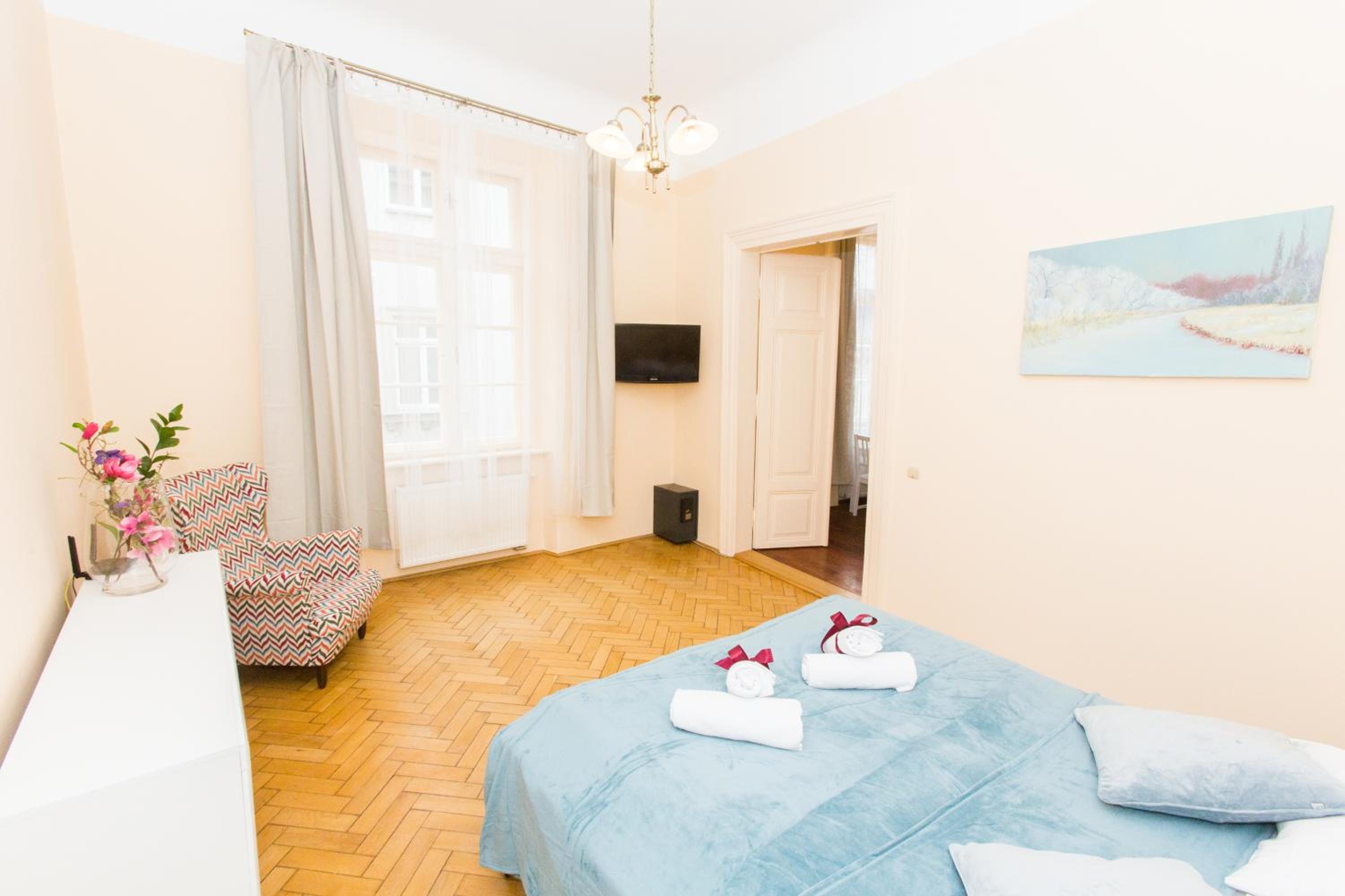 Apartments Roman