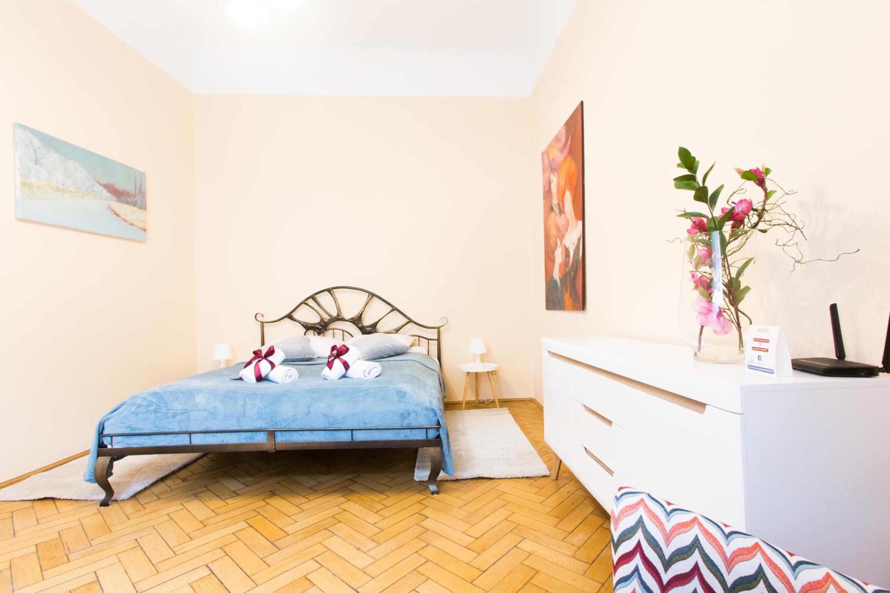 Apartments Roman