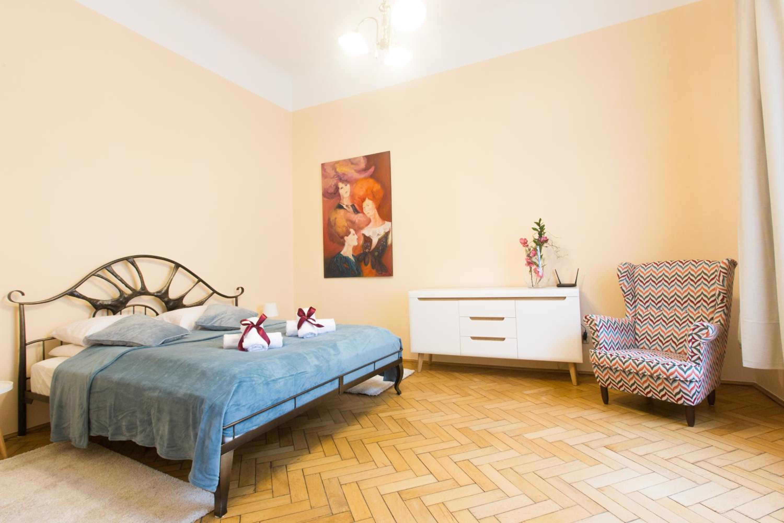 Apartments Roman
