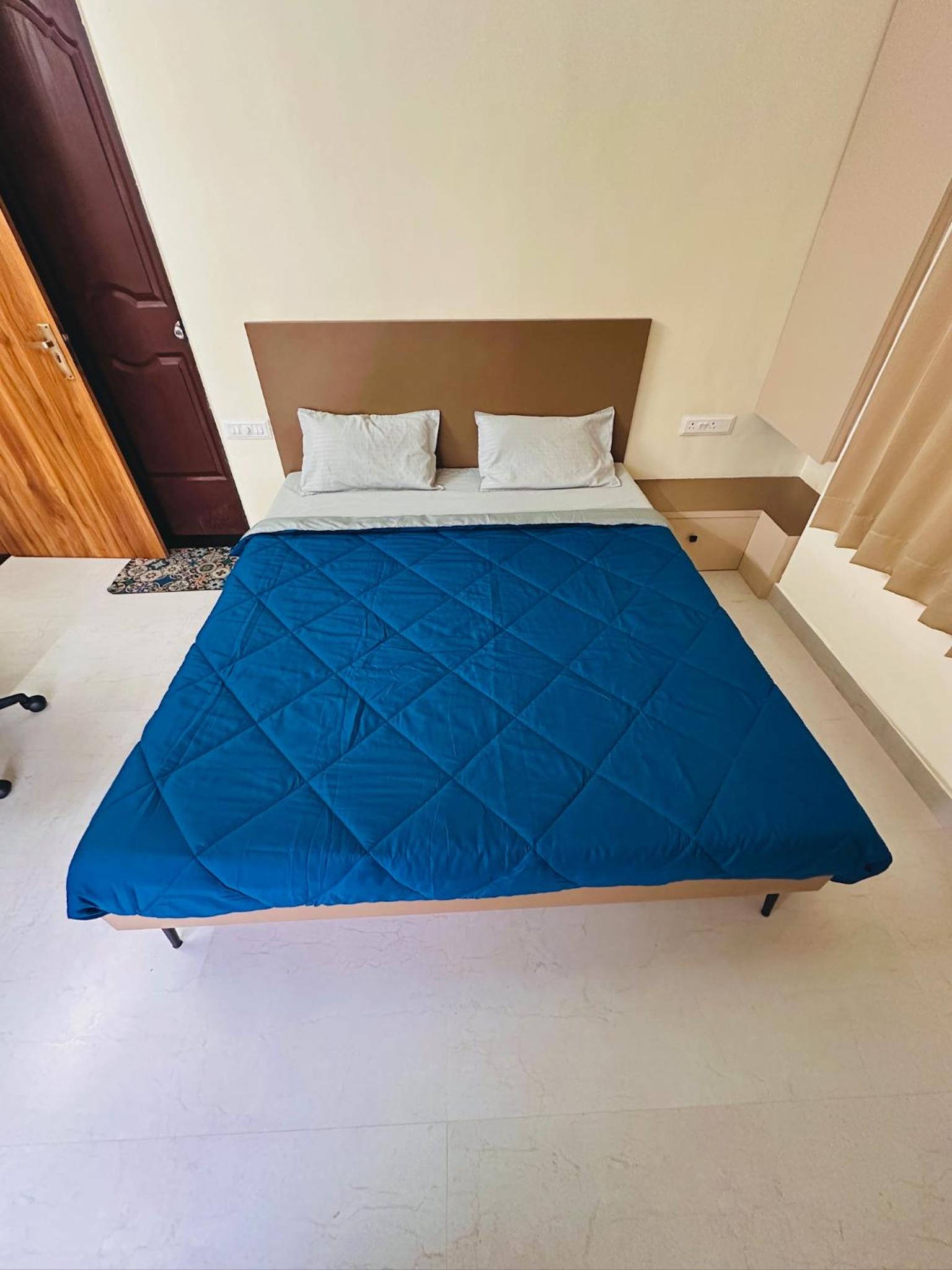 Robins Roost 2BHK Modern AC Flat in Wakad Pune
