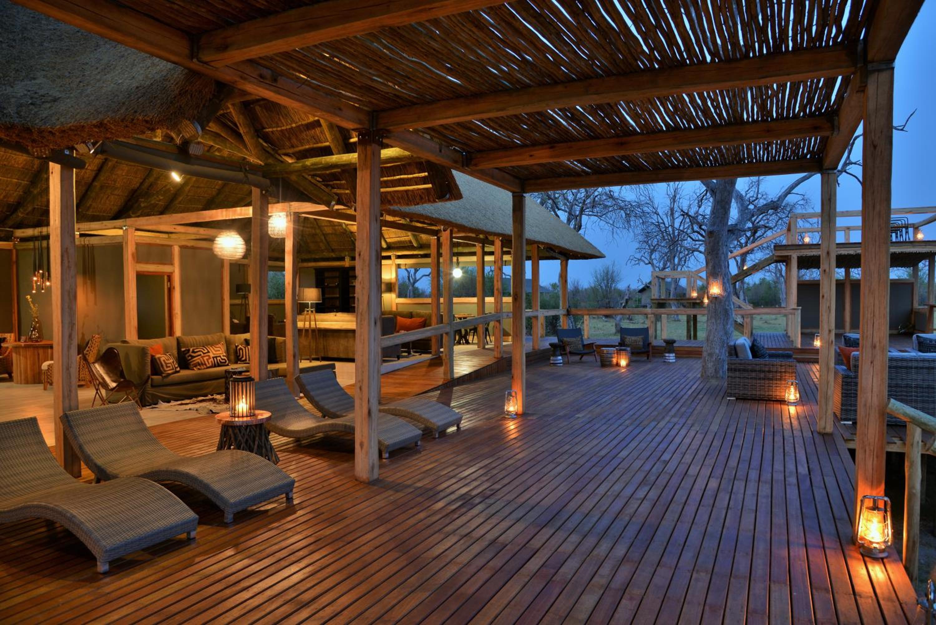 Nogatsaa Pans Chobe Lodge