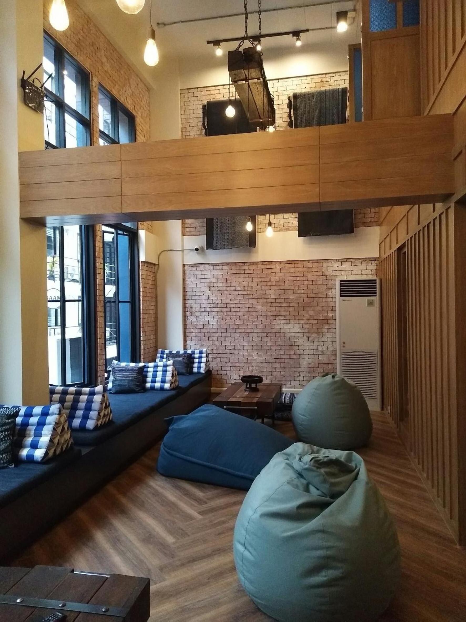 Natee Hostel