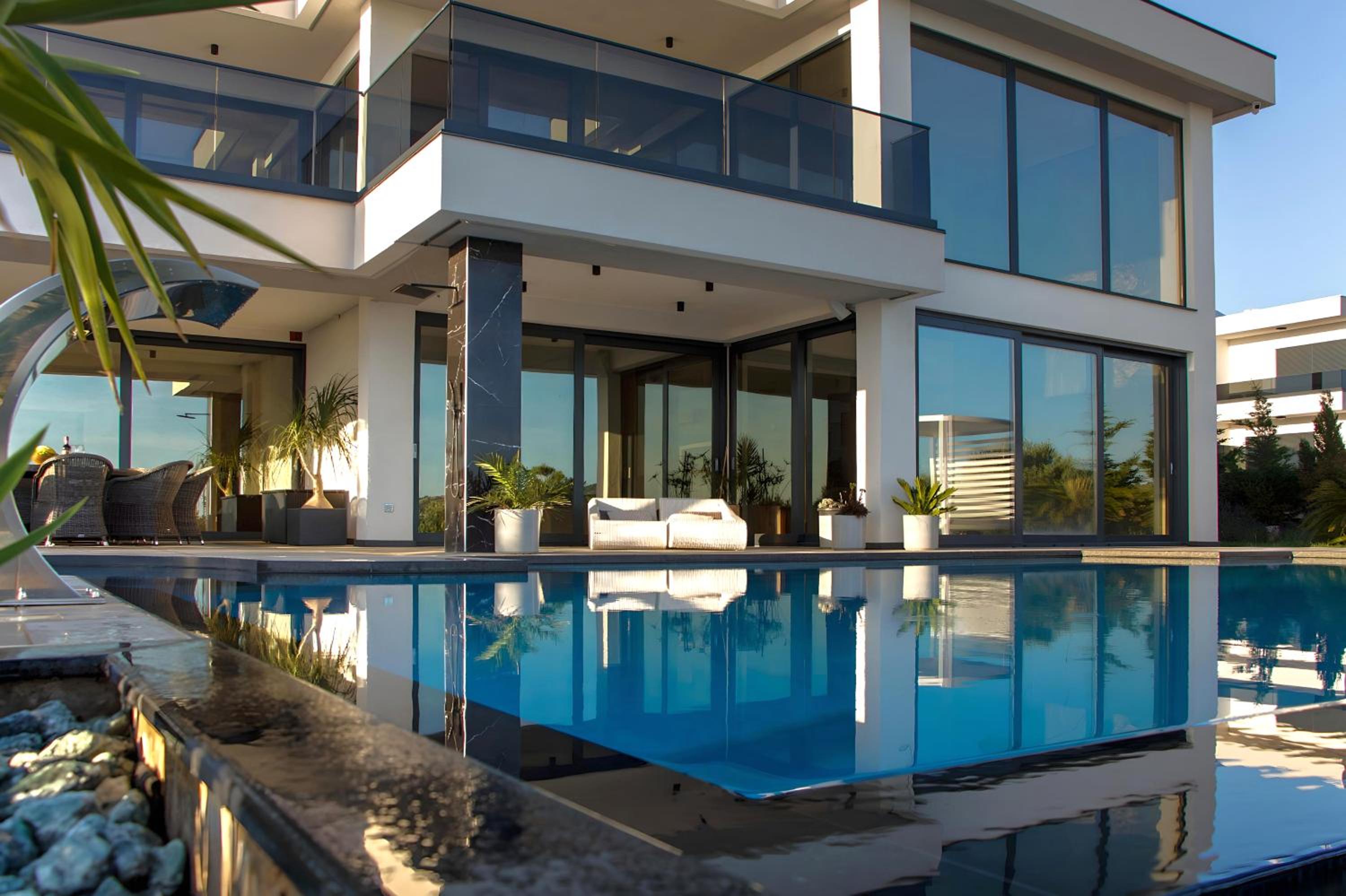 Residence Malibu Sunrise