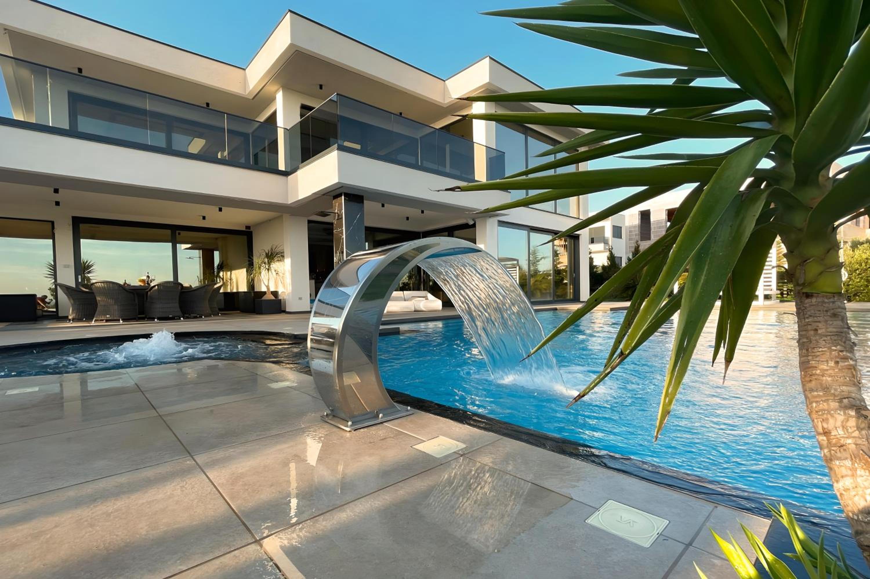 Residence Malibu Sunrise