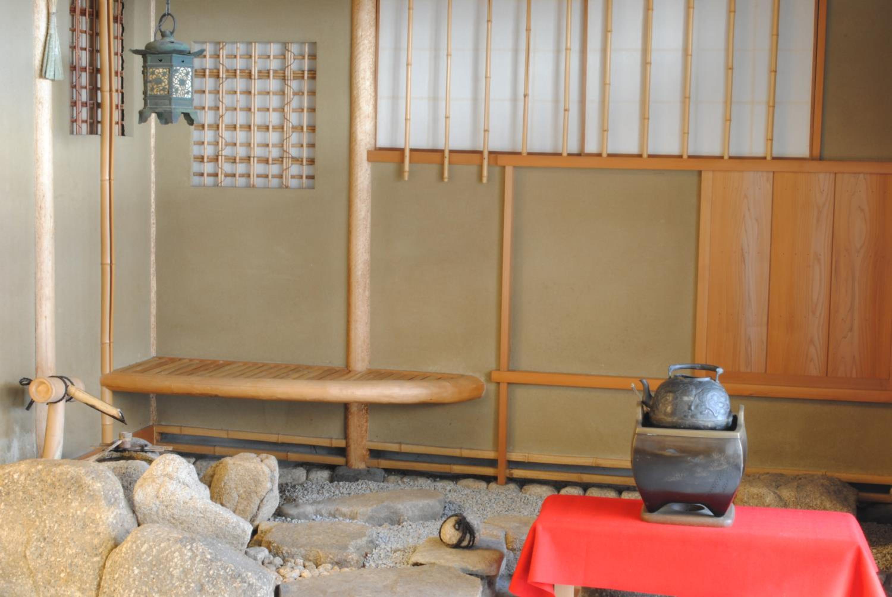 Nissho Besso view 3