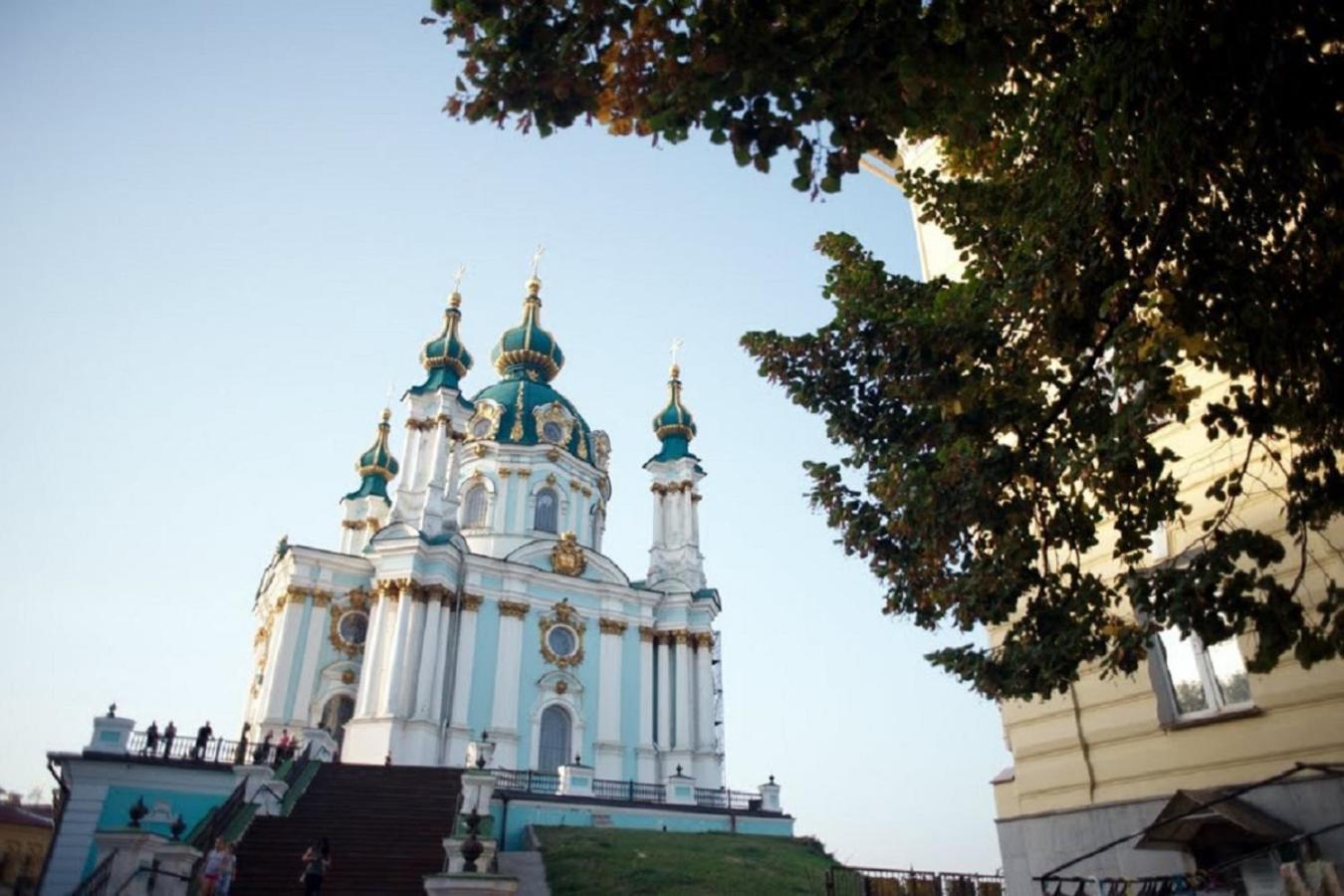 Podil Apart near Poschtova Square History Center view 5