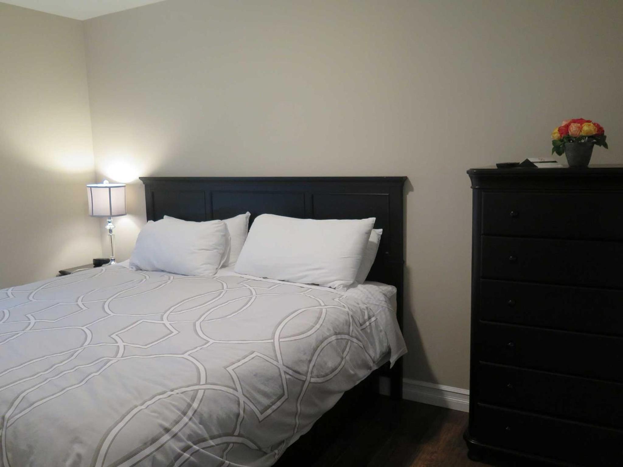 Guelph Vacations - Western Hotel Executive Suites - Property Image 38