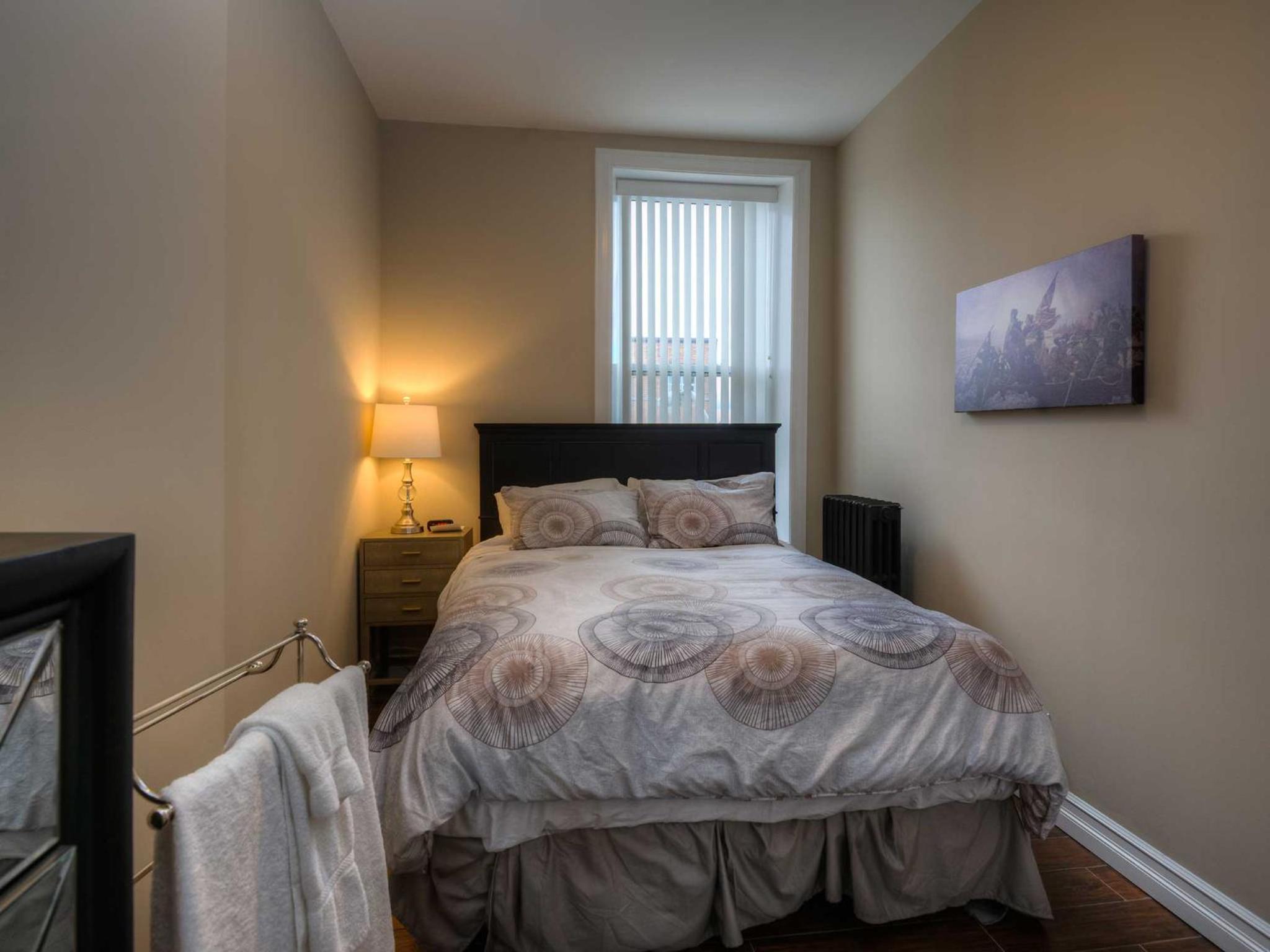 Guelph Vacations - Western Hotel  Executive Suites - Property Image 2