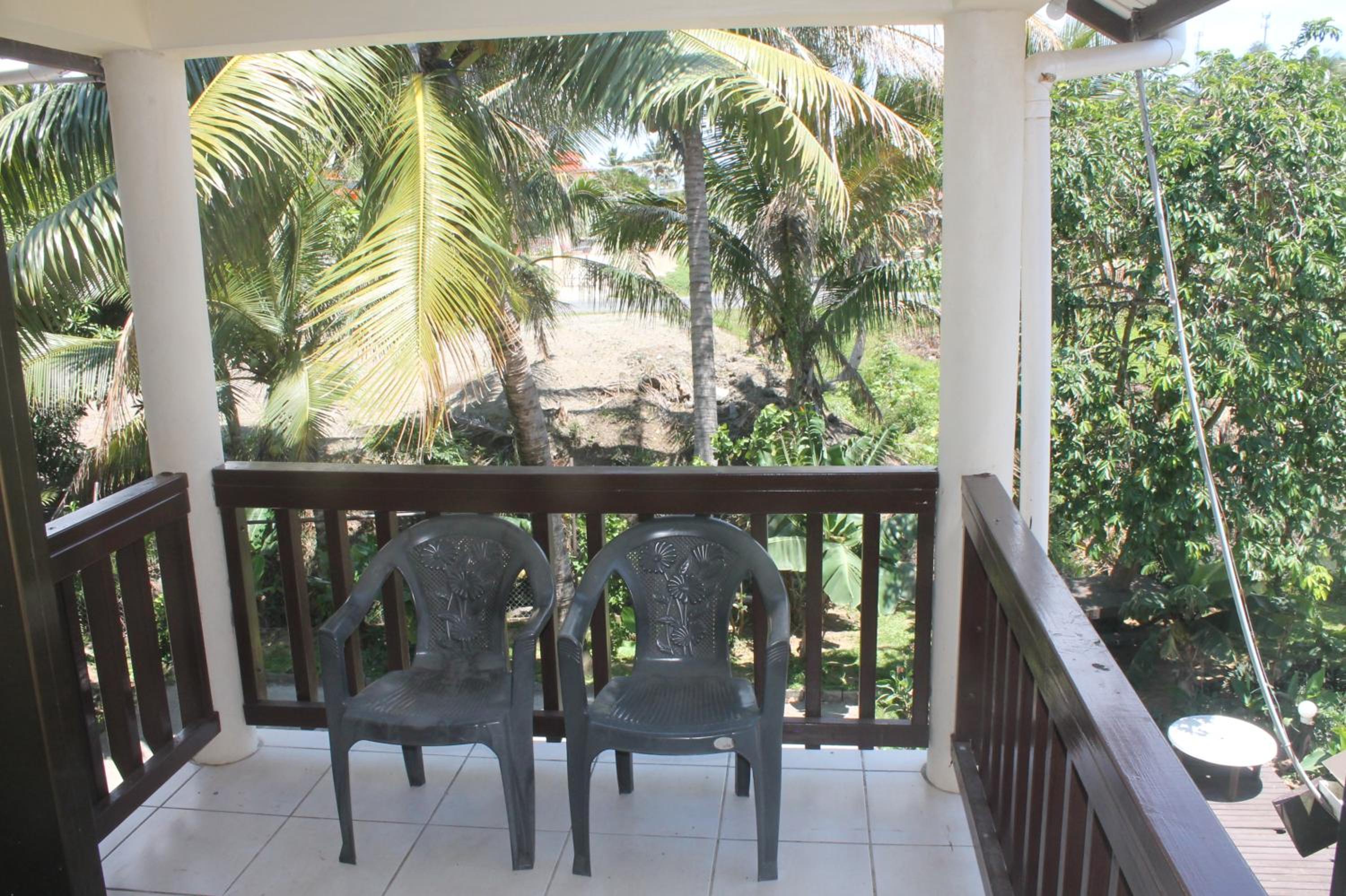 Shalini Garden Hotel & Apartments