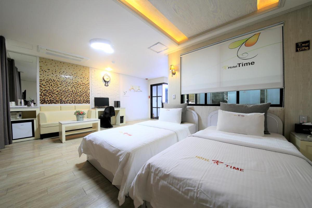 Time Hotel