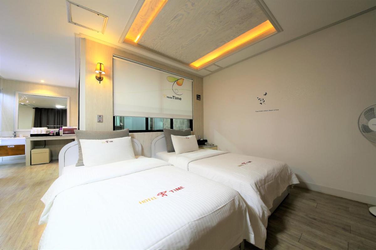 Time Hotel