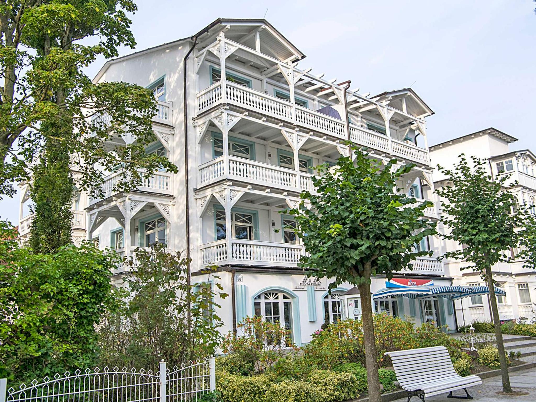 Villa Strandburg in Binz - WG 10 mit Balkon und Meerblick
