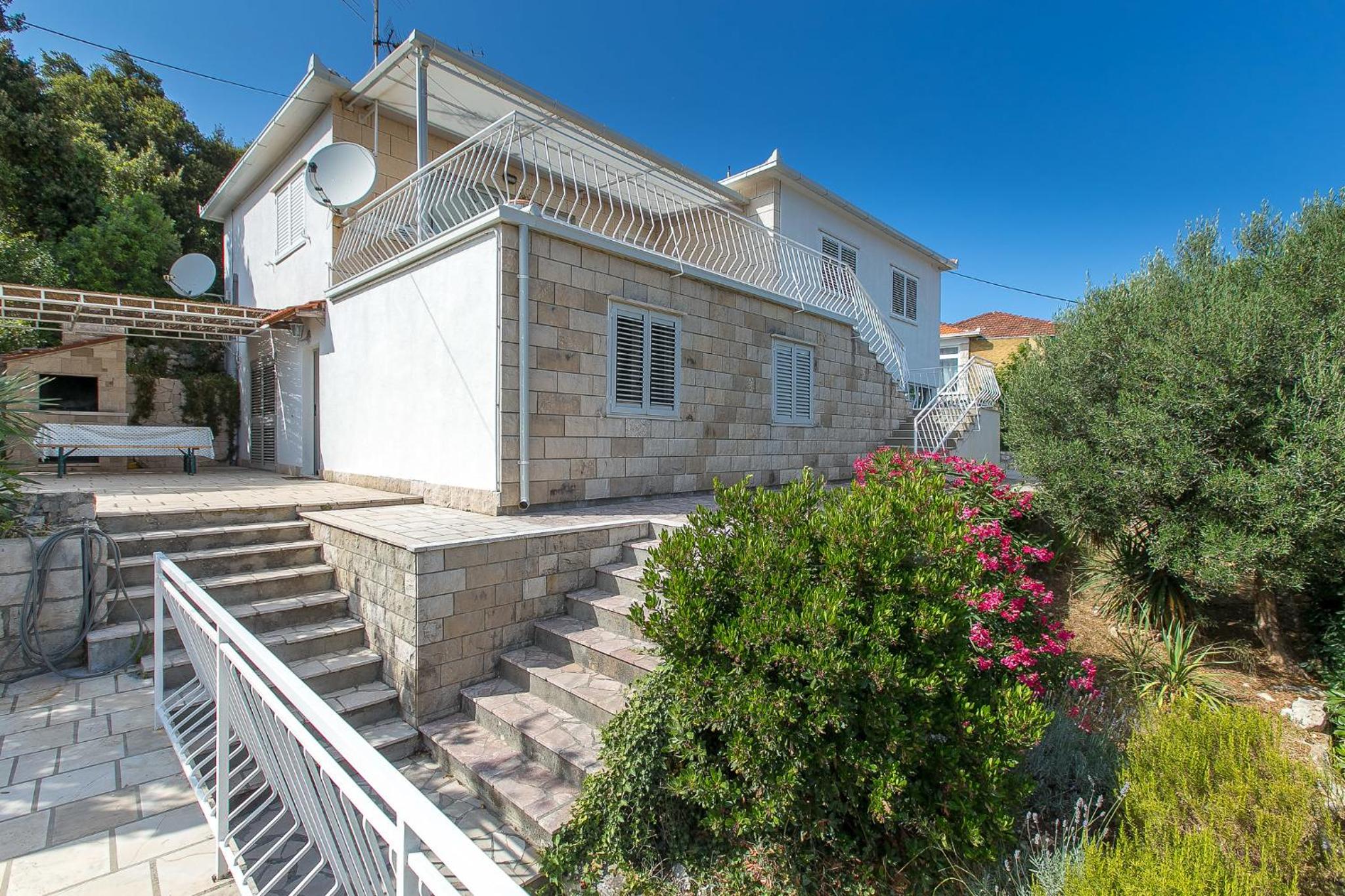 Truly Mediterranean Apartment "Spark" view 3