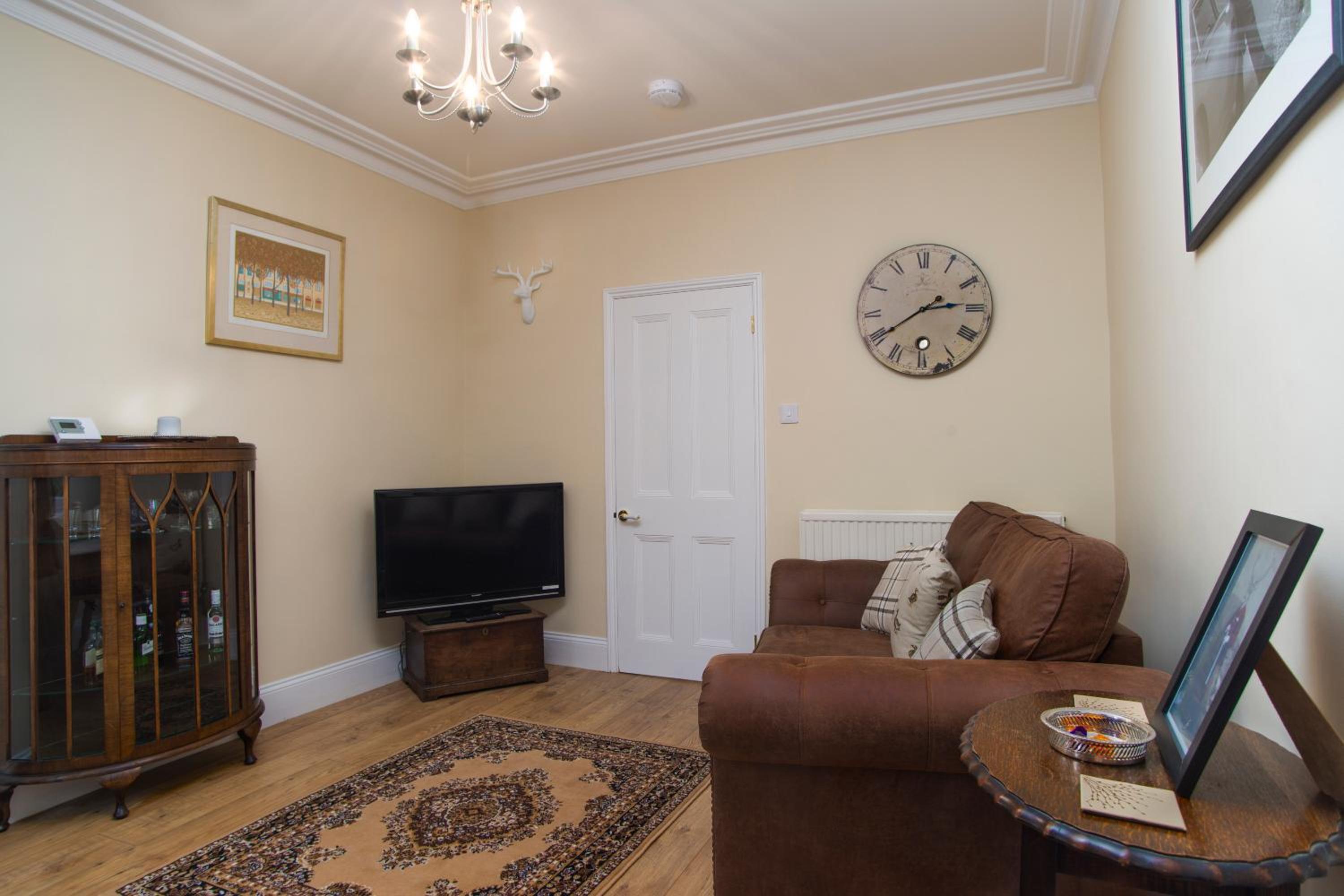 The Lodge at Heathfield view 5