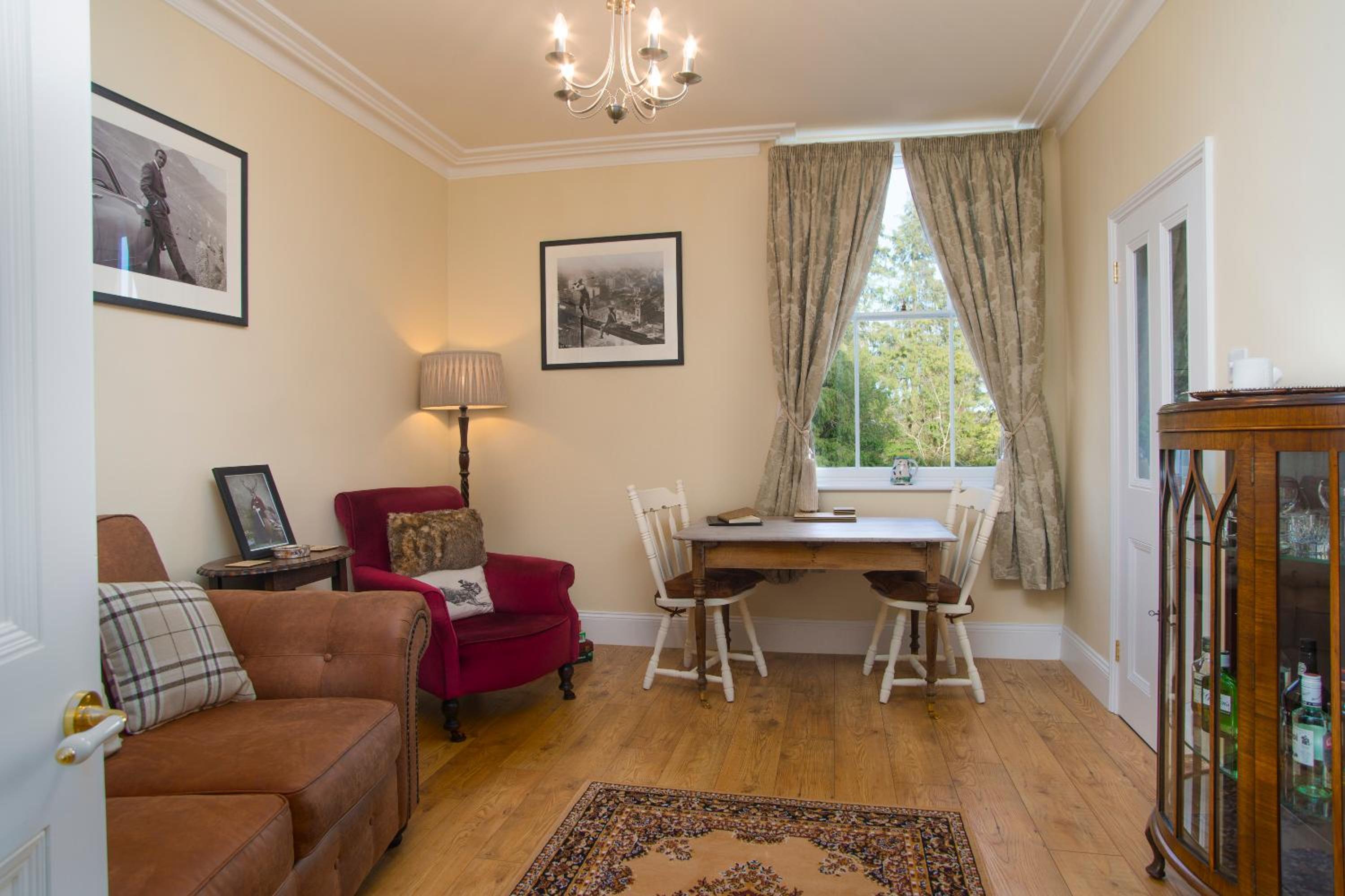 The Lodge at Heathfield view 4