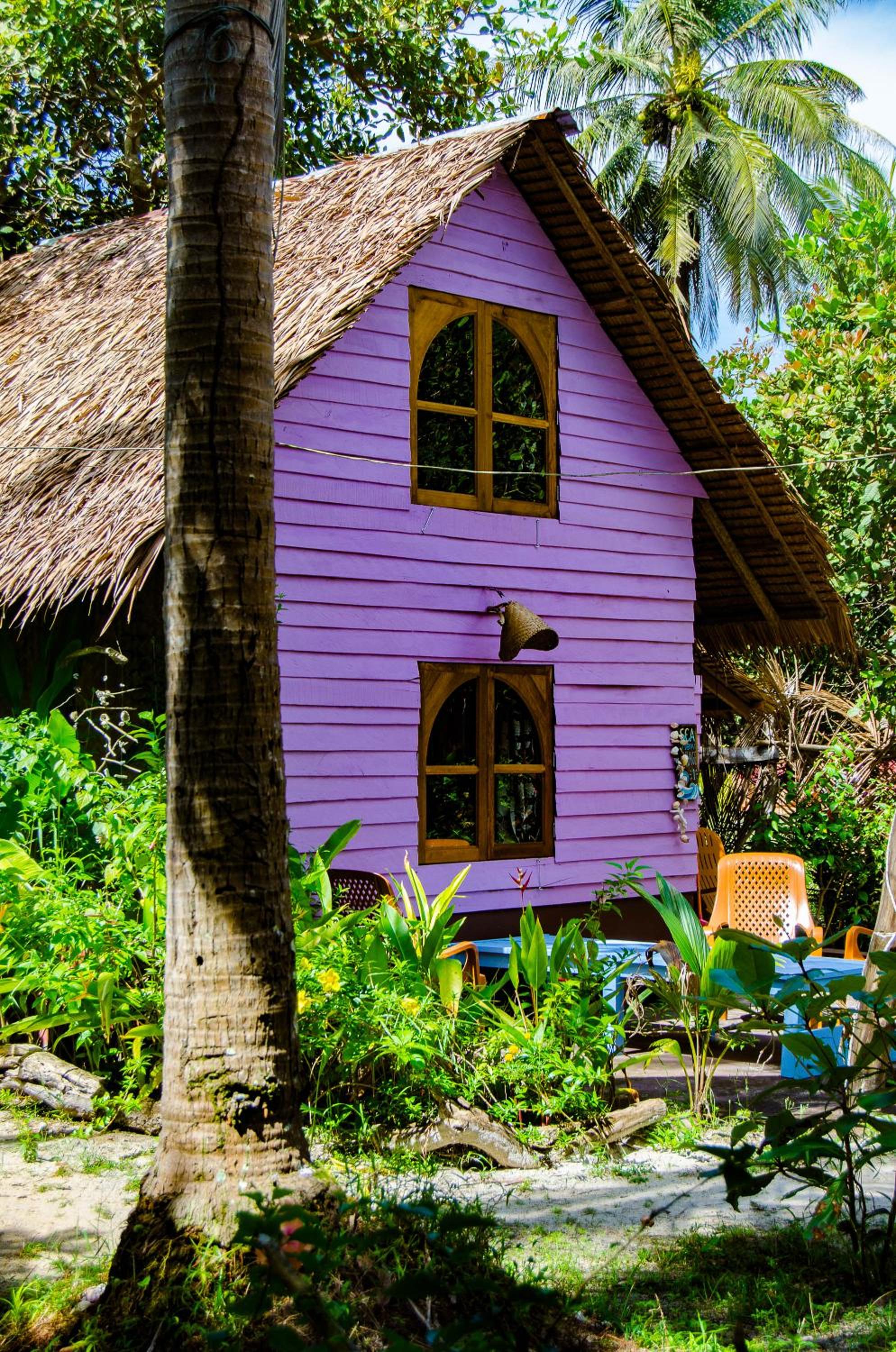 Sabai Sabai Beach Bungalows
