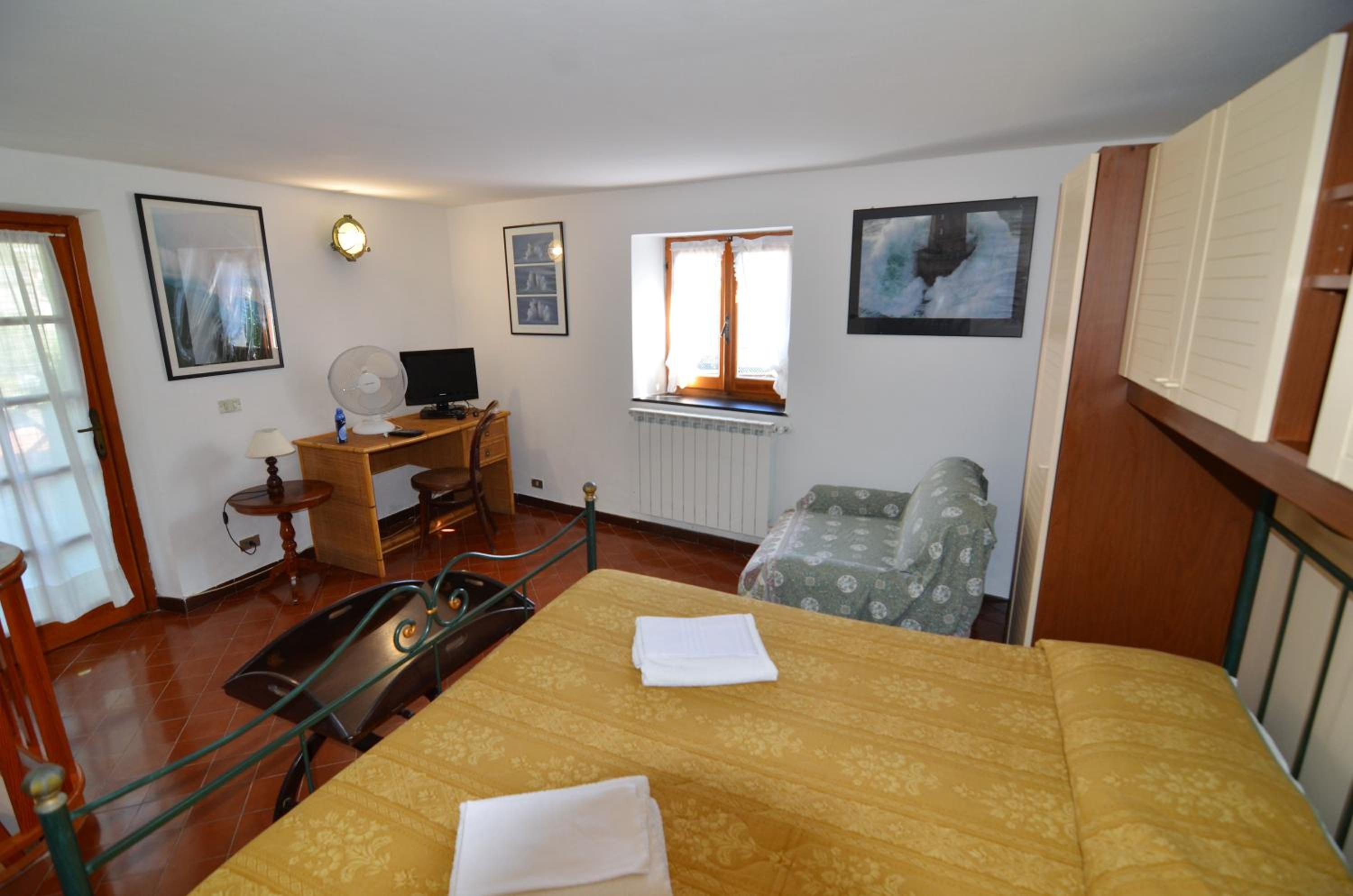 Lobster Cottage apartment view 4