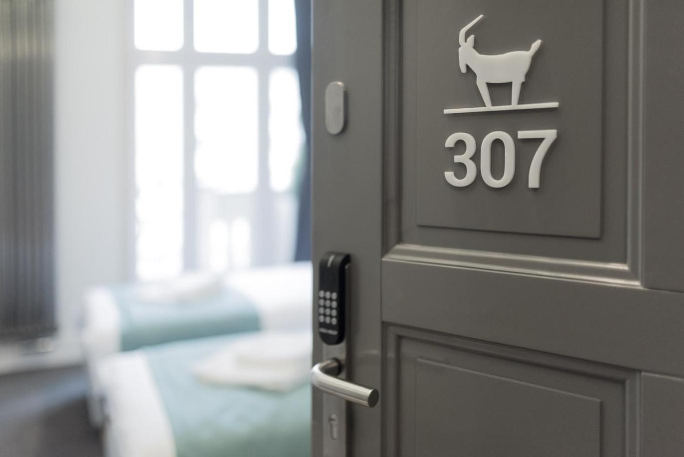 hotel room