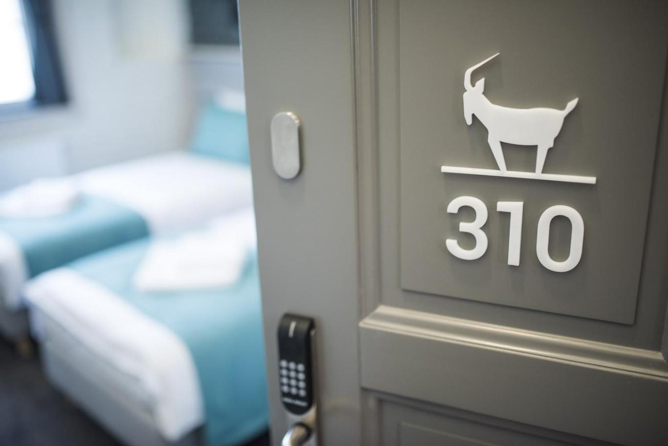 hotel room