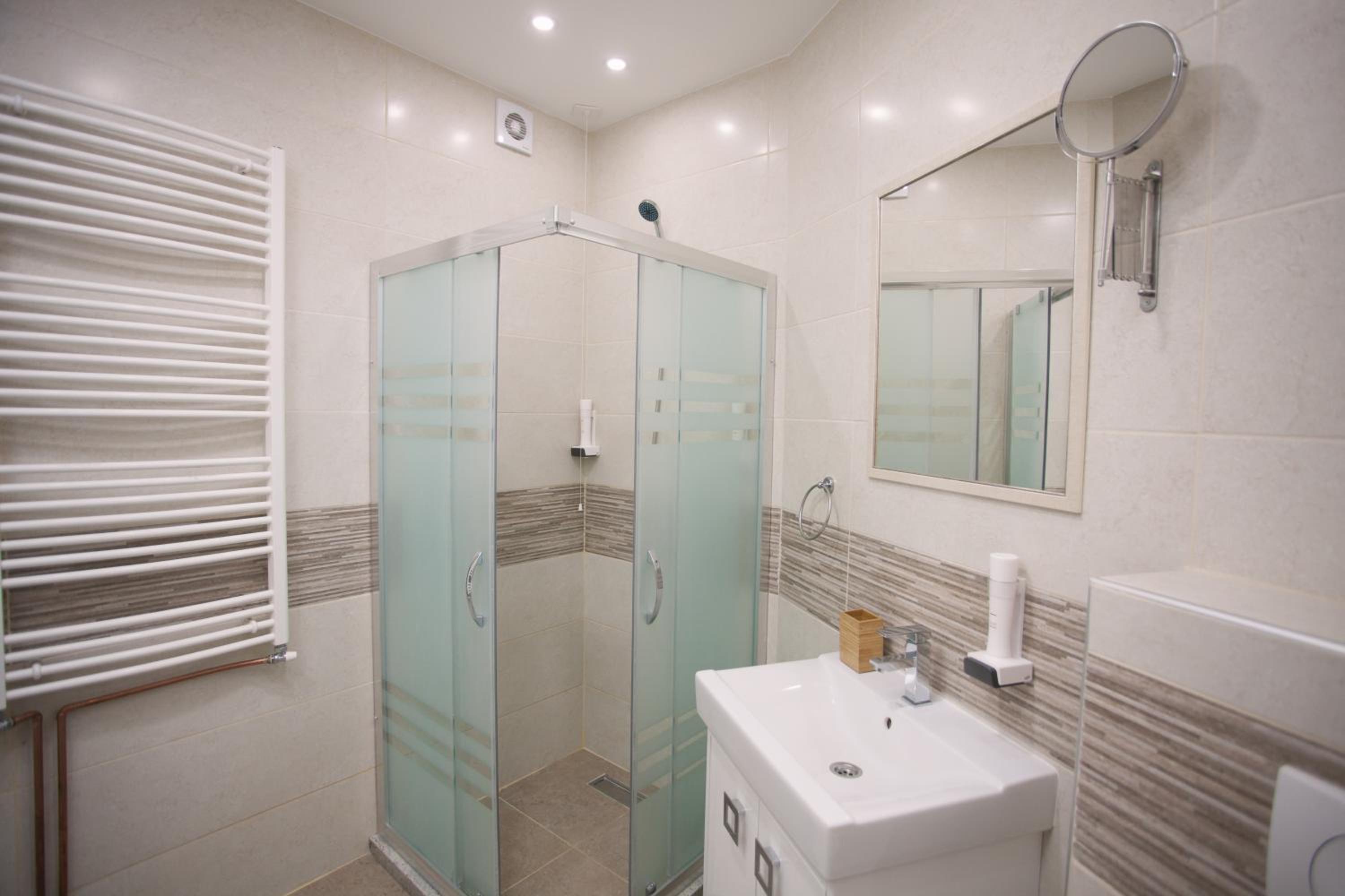 Apartmani Brocat view 3