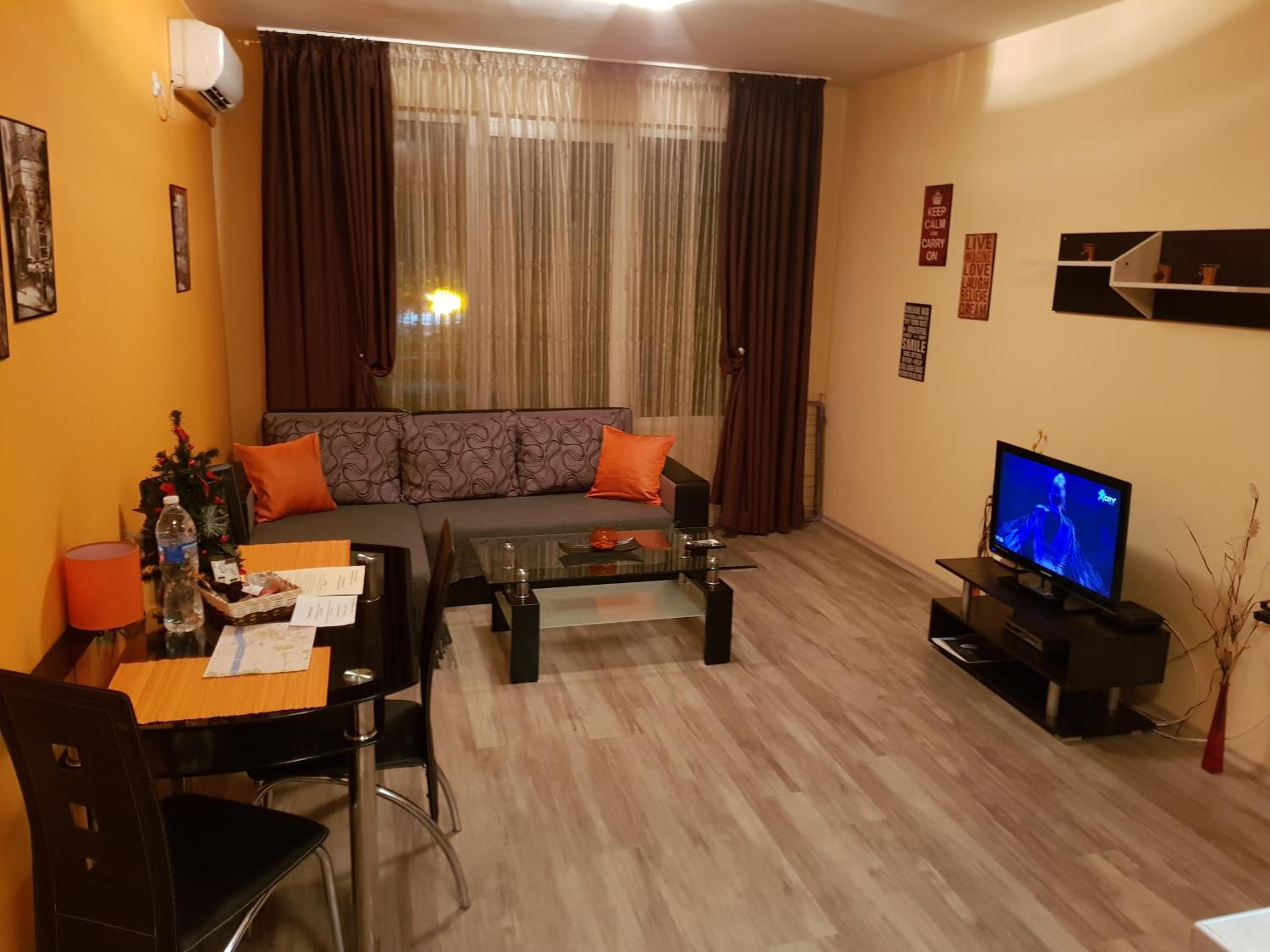 Apartments Vasil Levski view 2