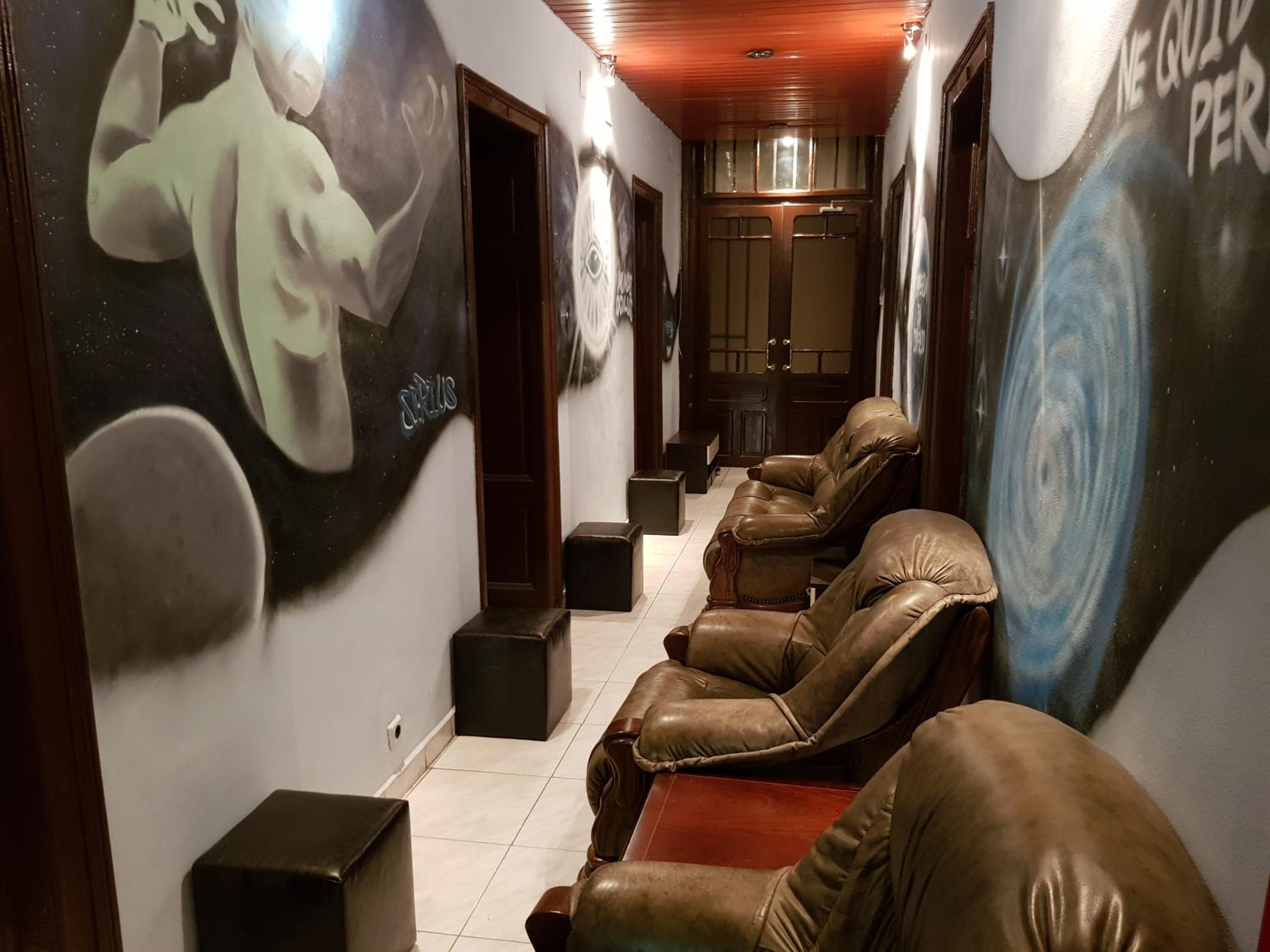 TOP center - very comfortable private room