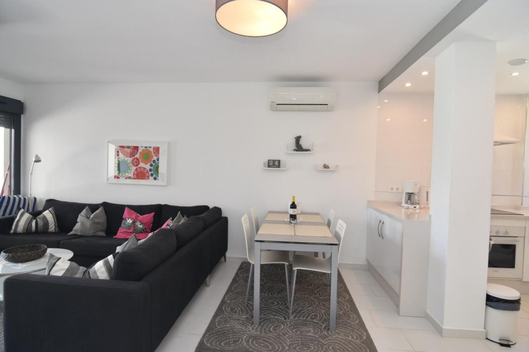Oasis Beach V South facing pool view La Zenia photo 5