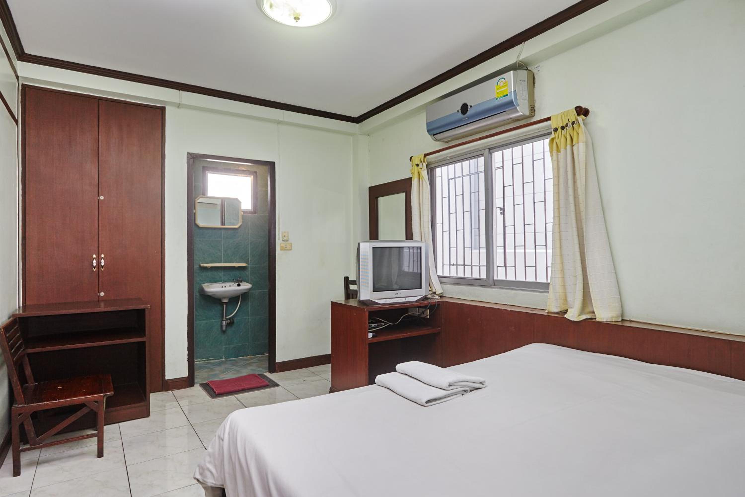 Amarin Inn