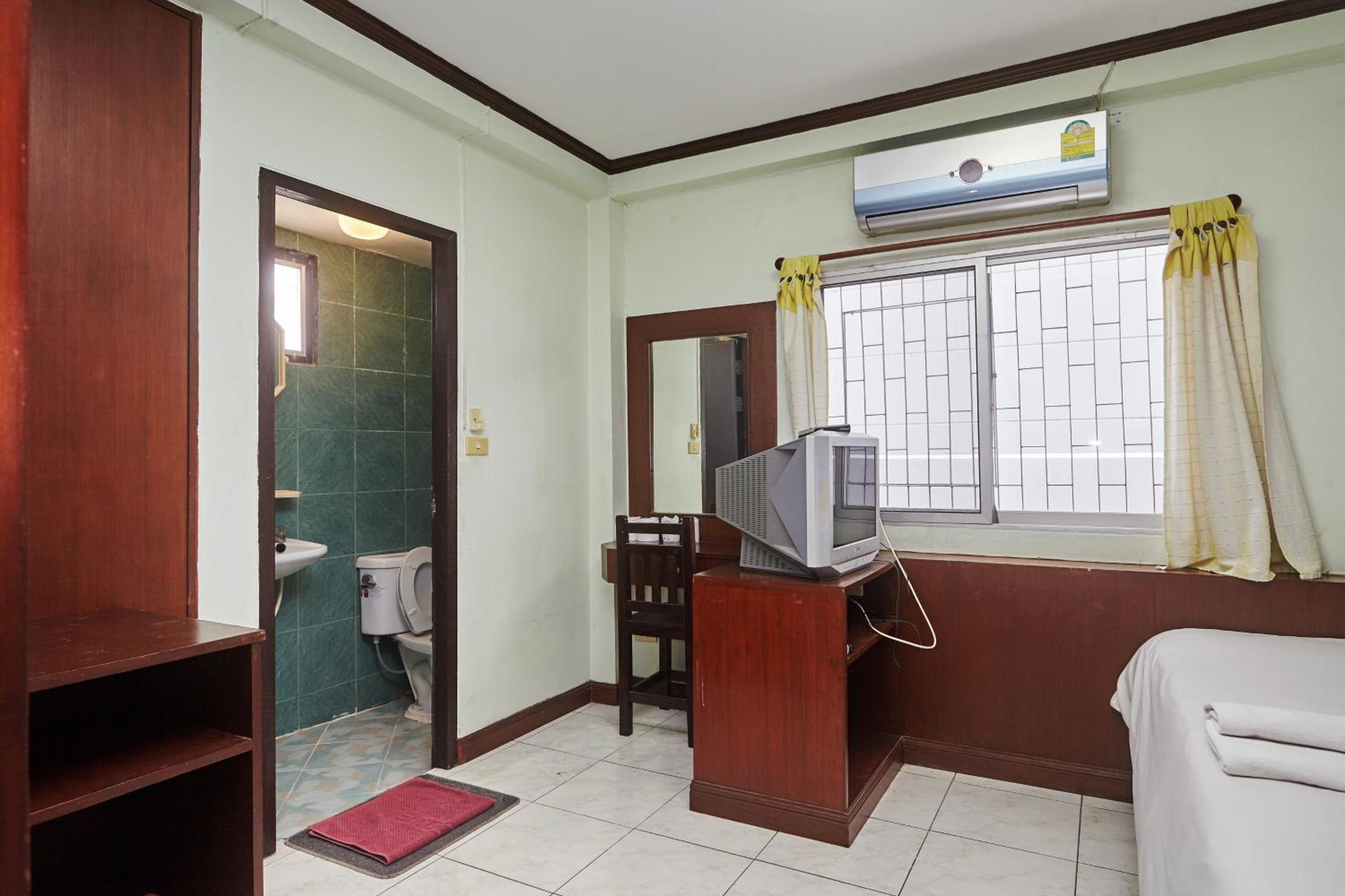 Amarin Inn
