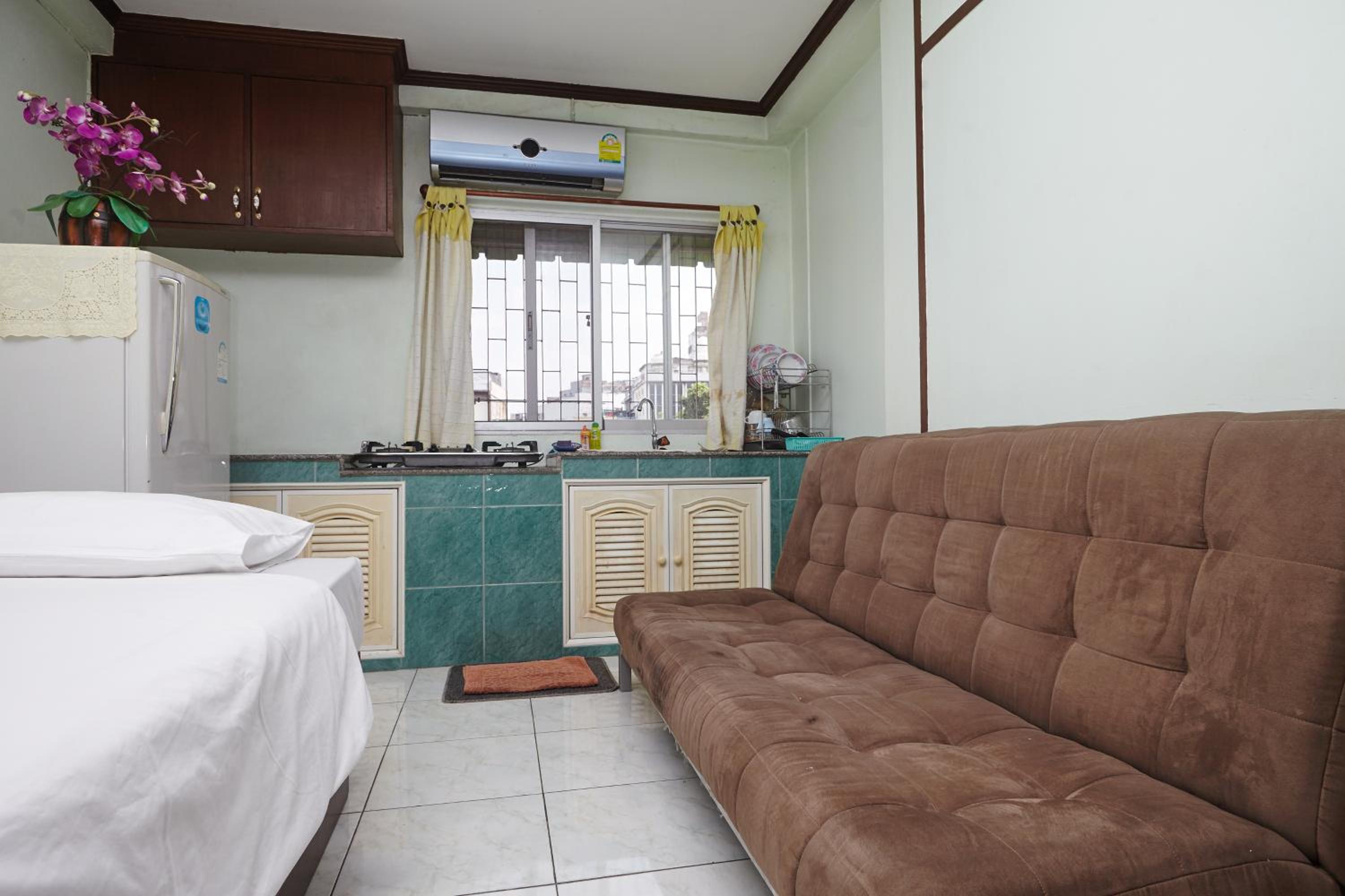 Amarin Inn