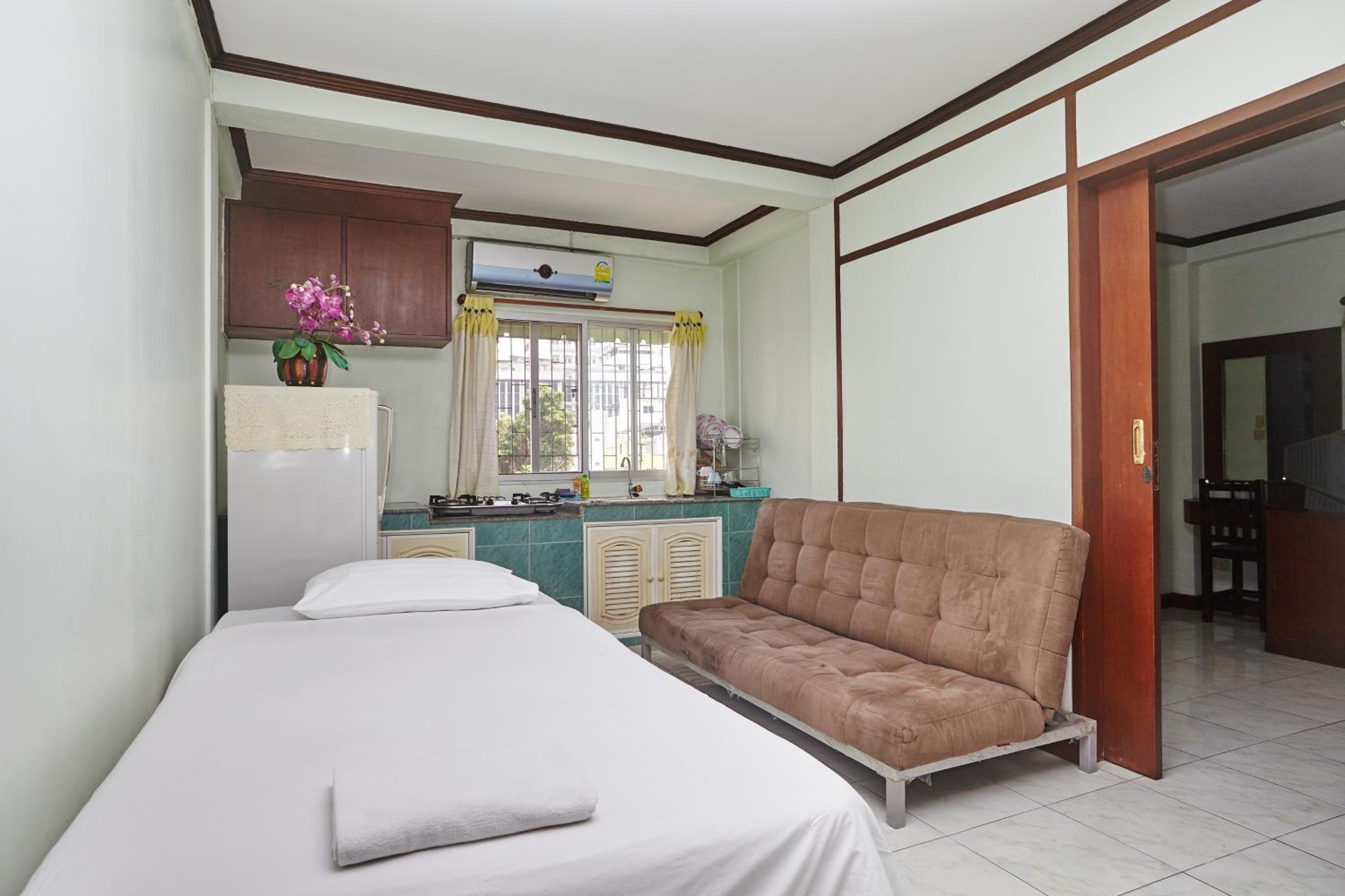 Amarin Inn