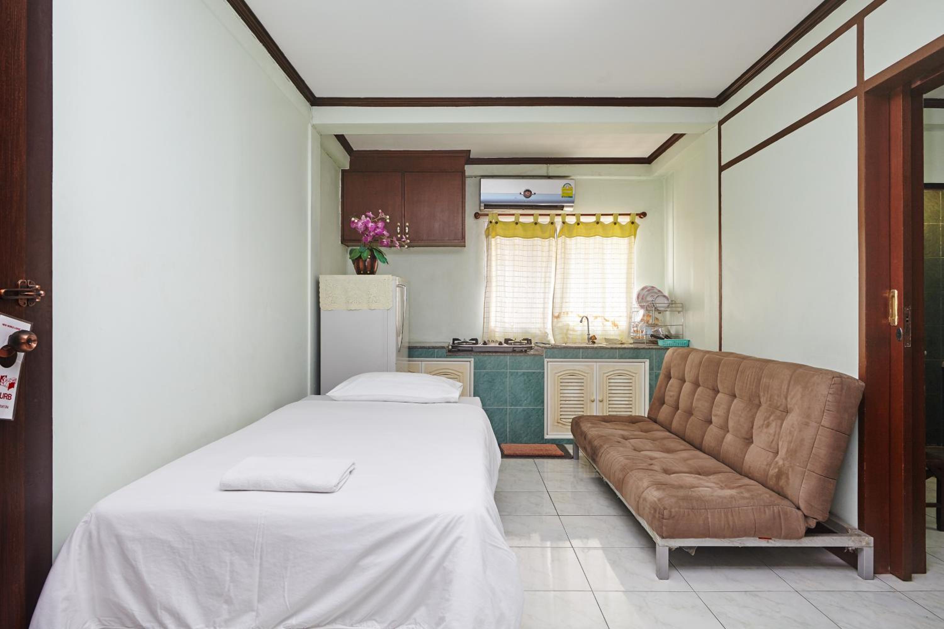Amarin Inn