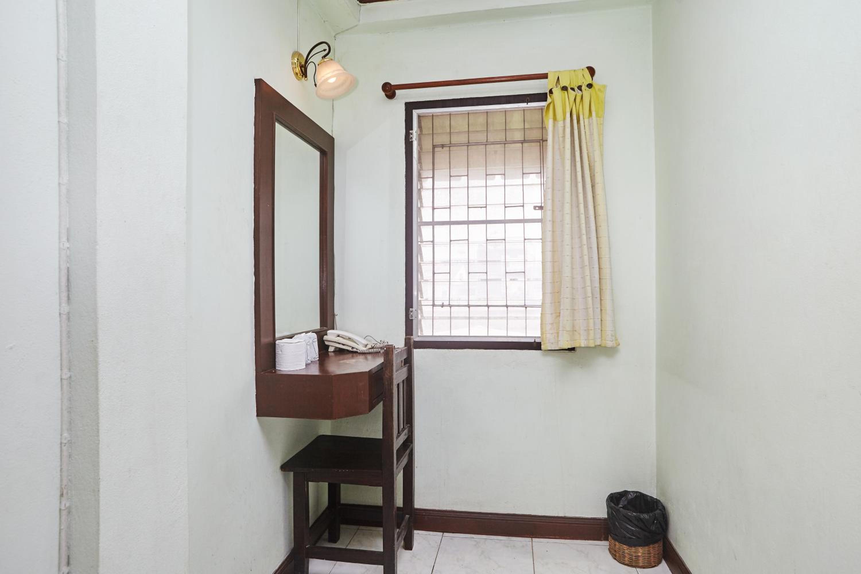 Amarin Inn