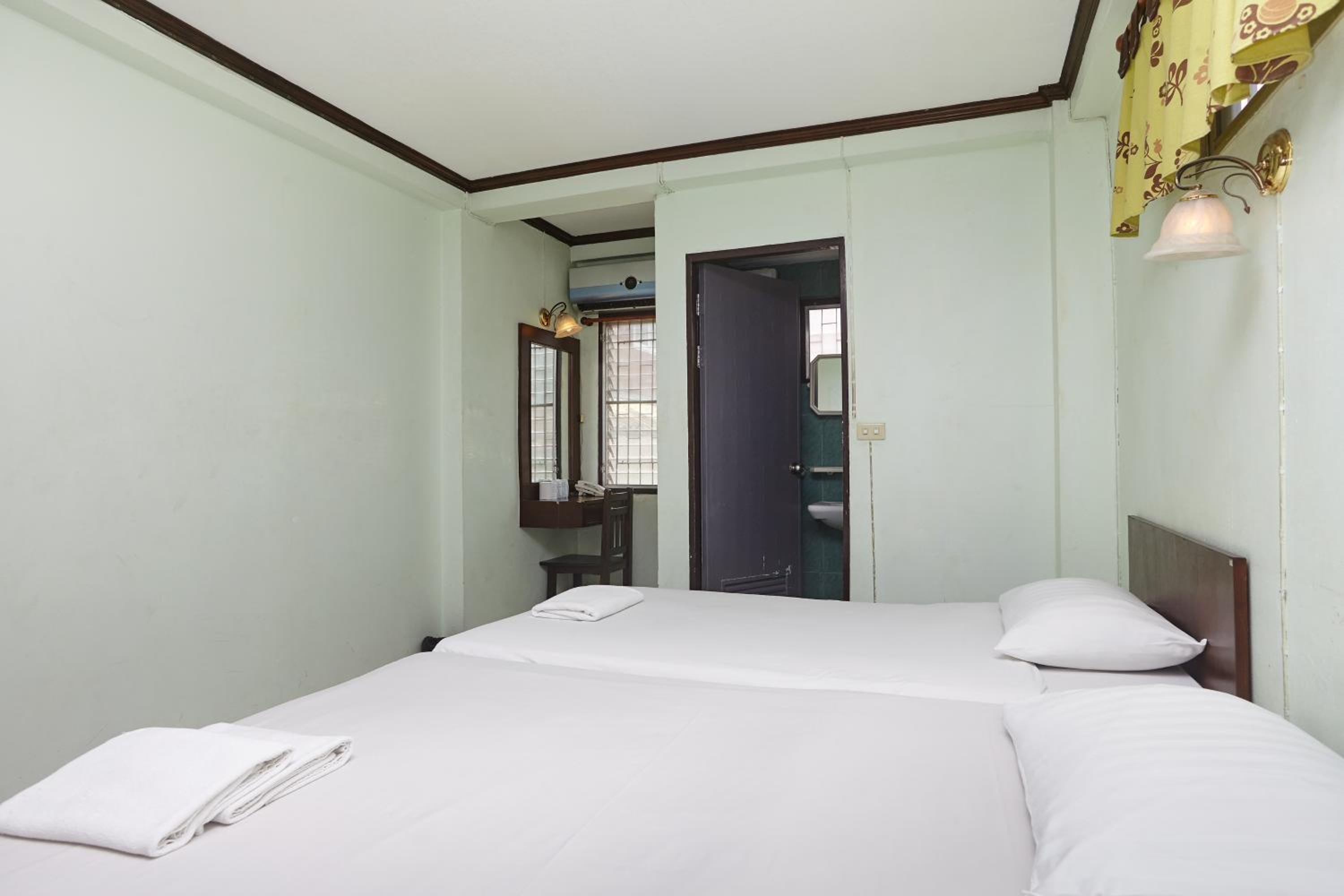 Amarin Inn