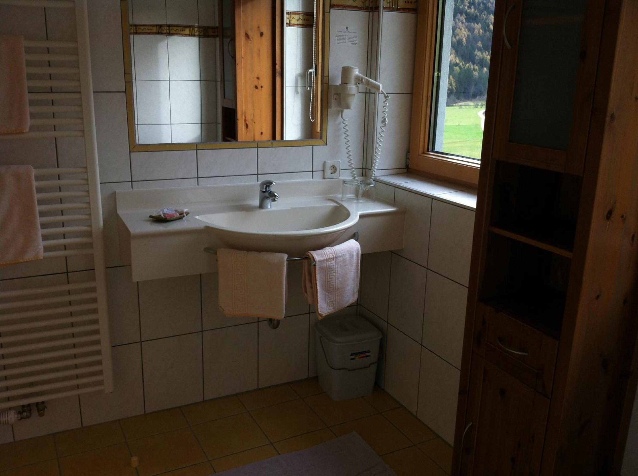 Photo 24