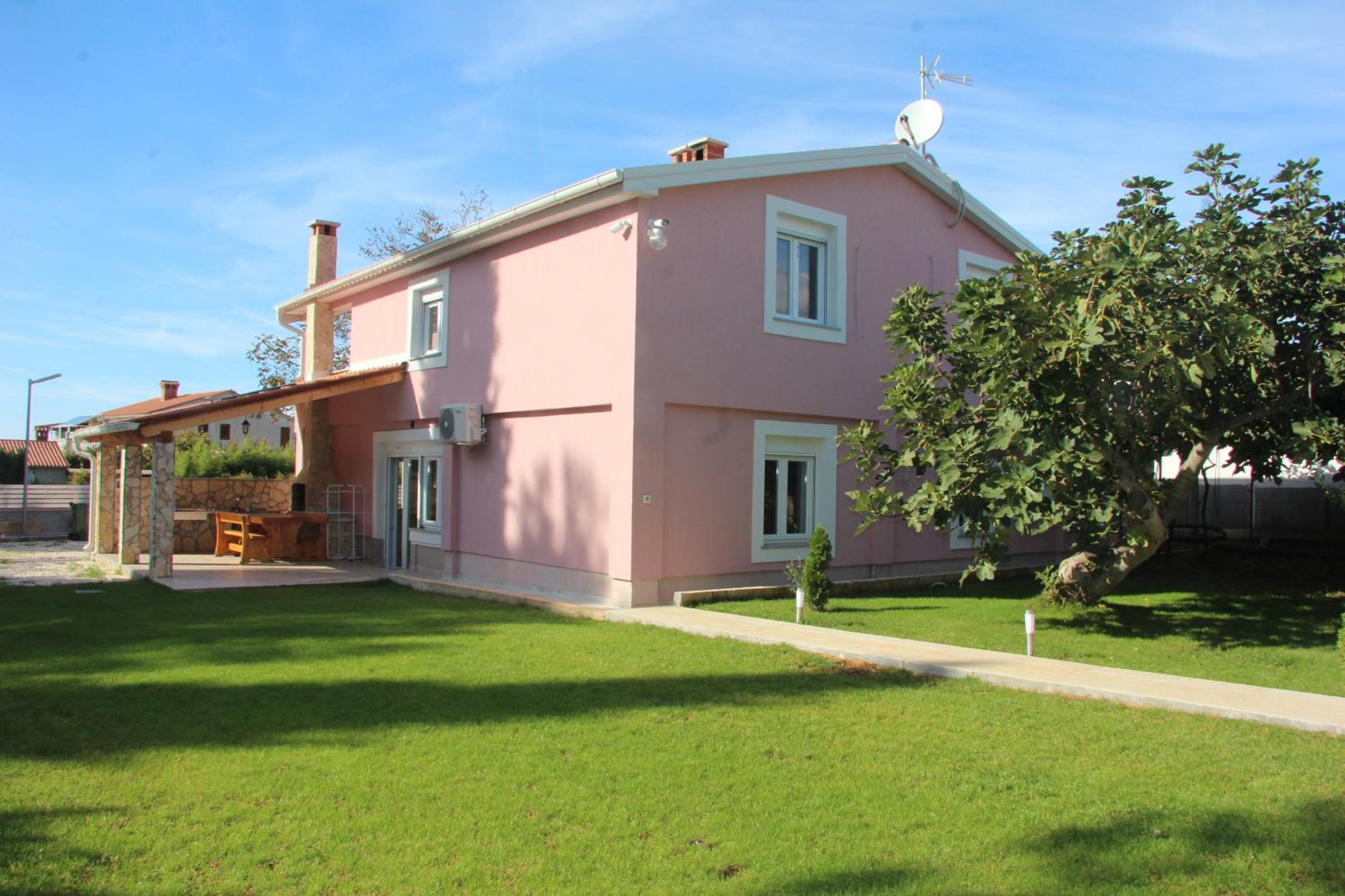 Vacation house "Viola" view 3