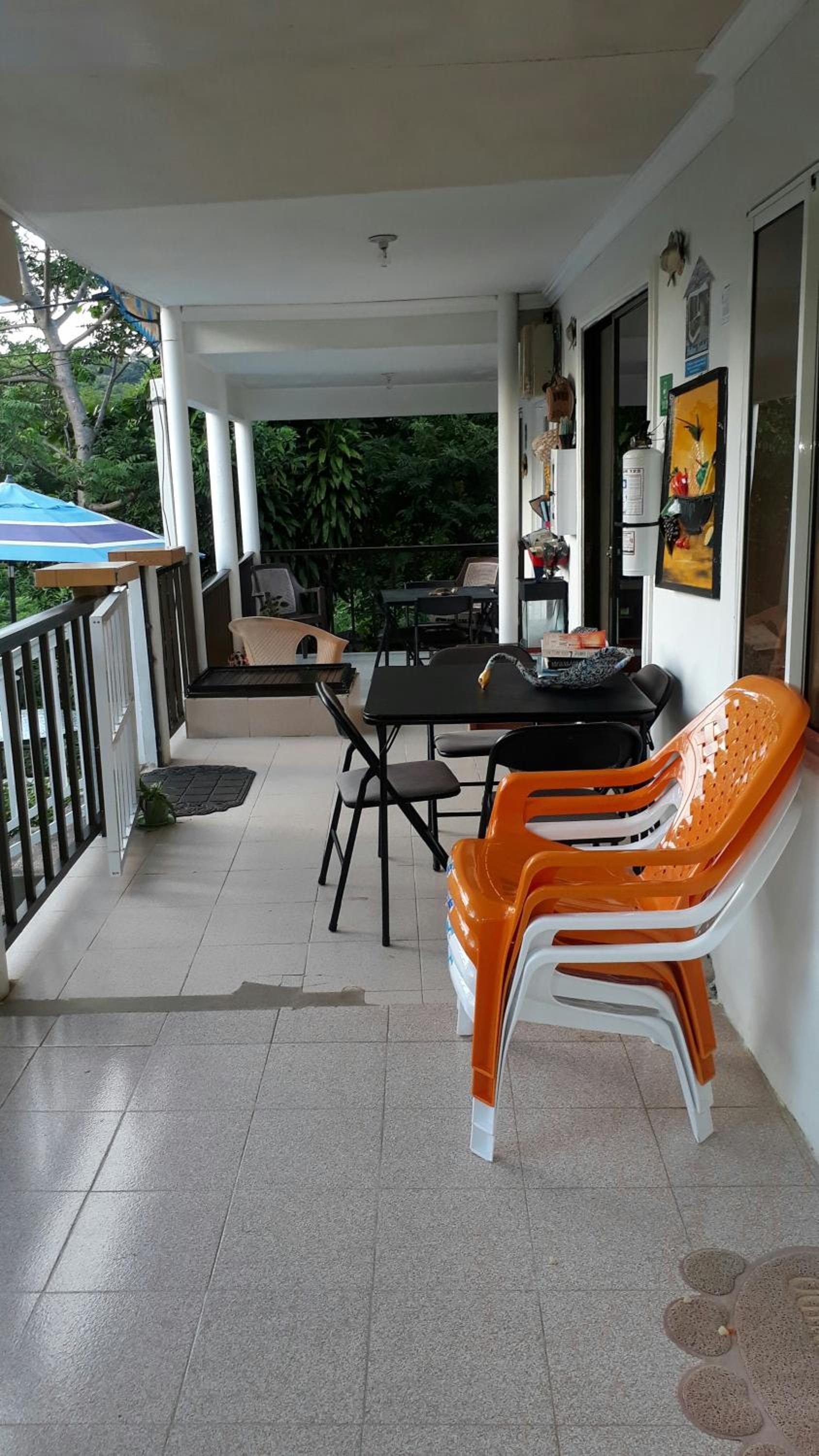 balcony